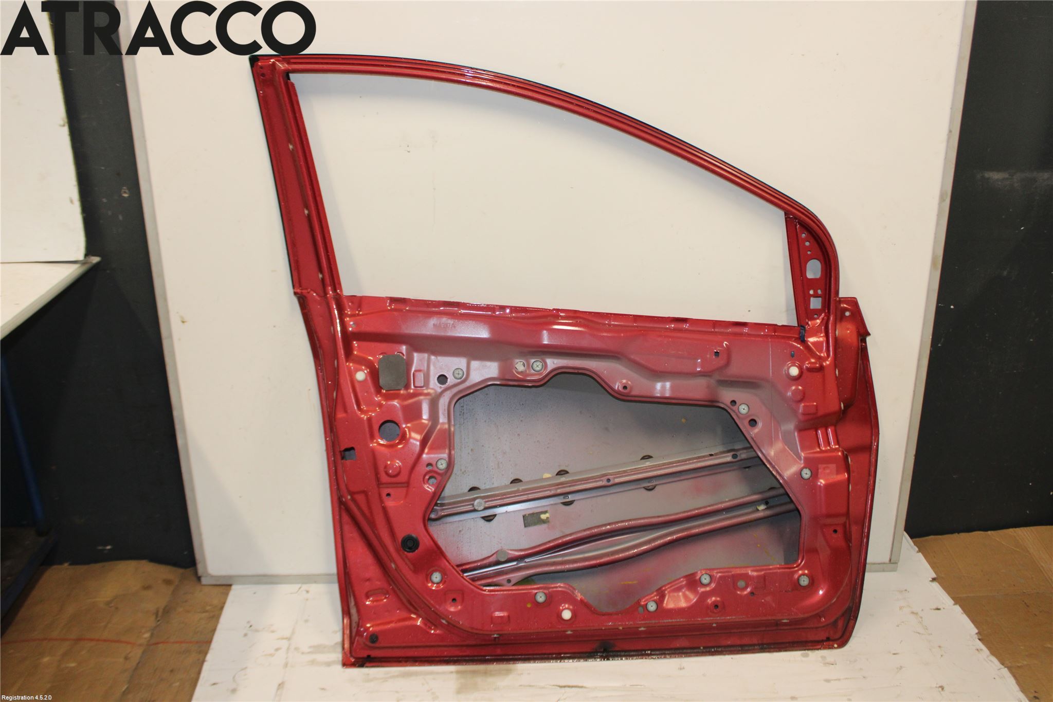 Mazda 2 (DE) 08-15 Dörr Fram Vänster