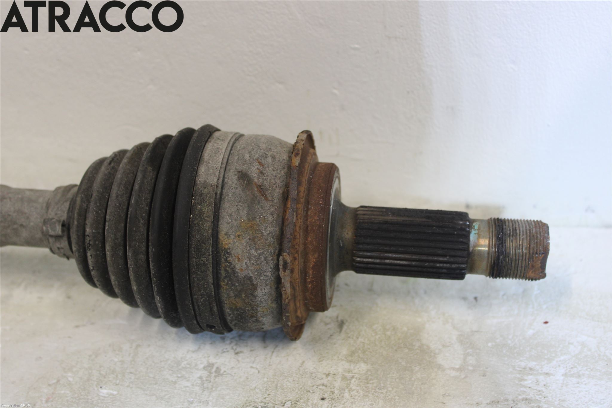 Mercedes-Benz MB VITO/VIANO (W639) 04-14 Drivaxel Bak Höger