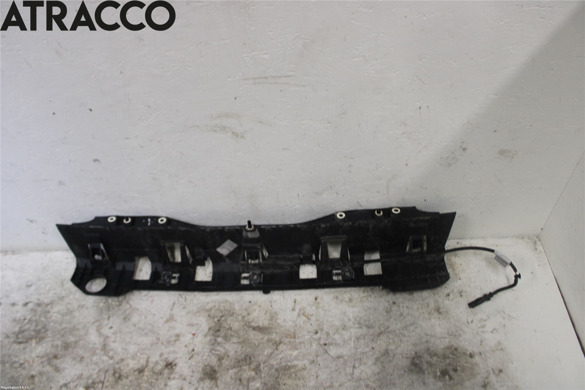 Citroen C4 PICASSO 14-18 Front Huvlåsplåt-Balk