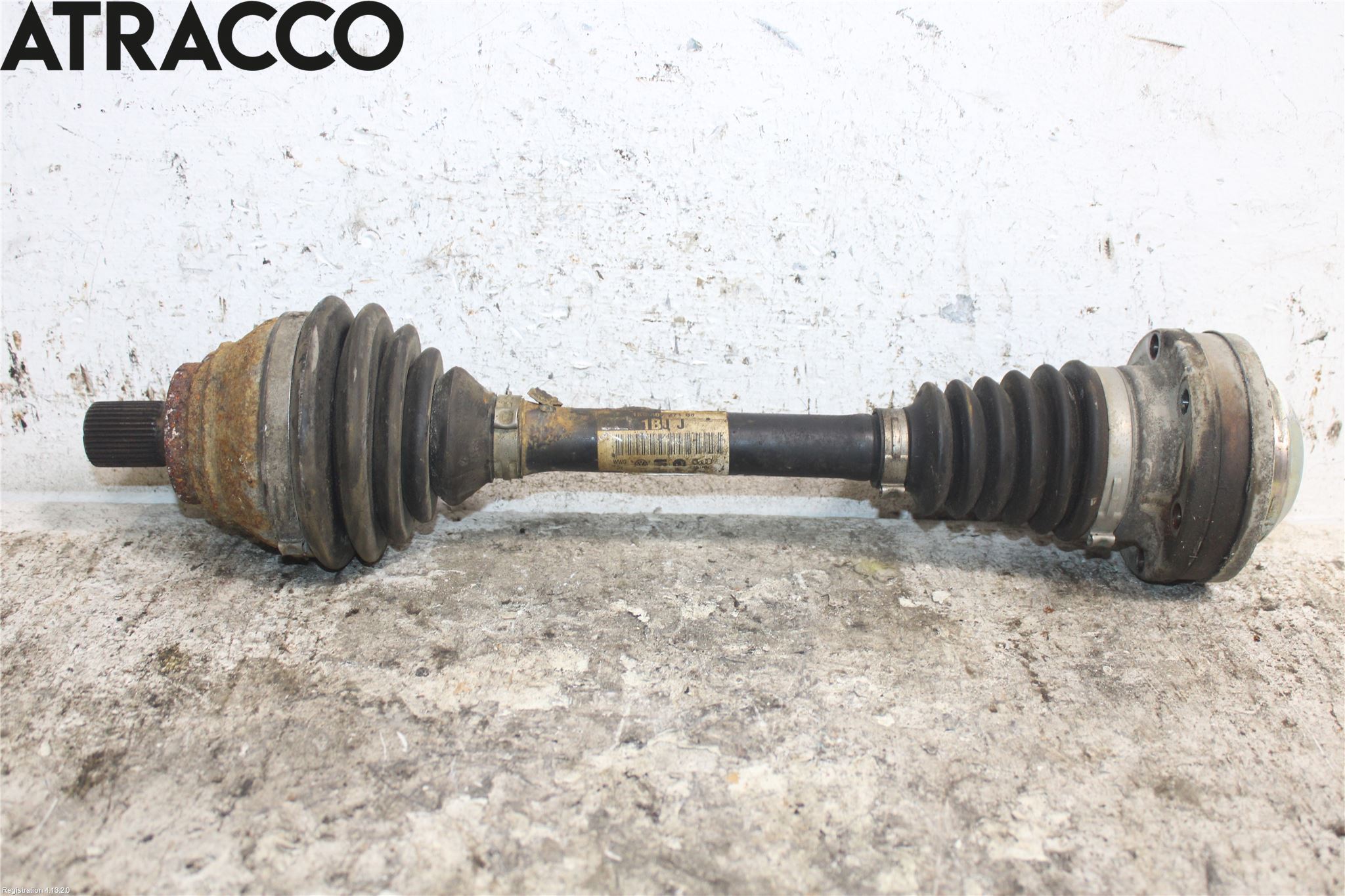 Volkswagen VW CADDY 11-15 Drivaxel Fram Vänster