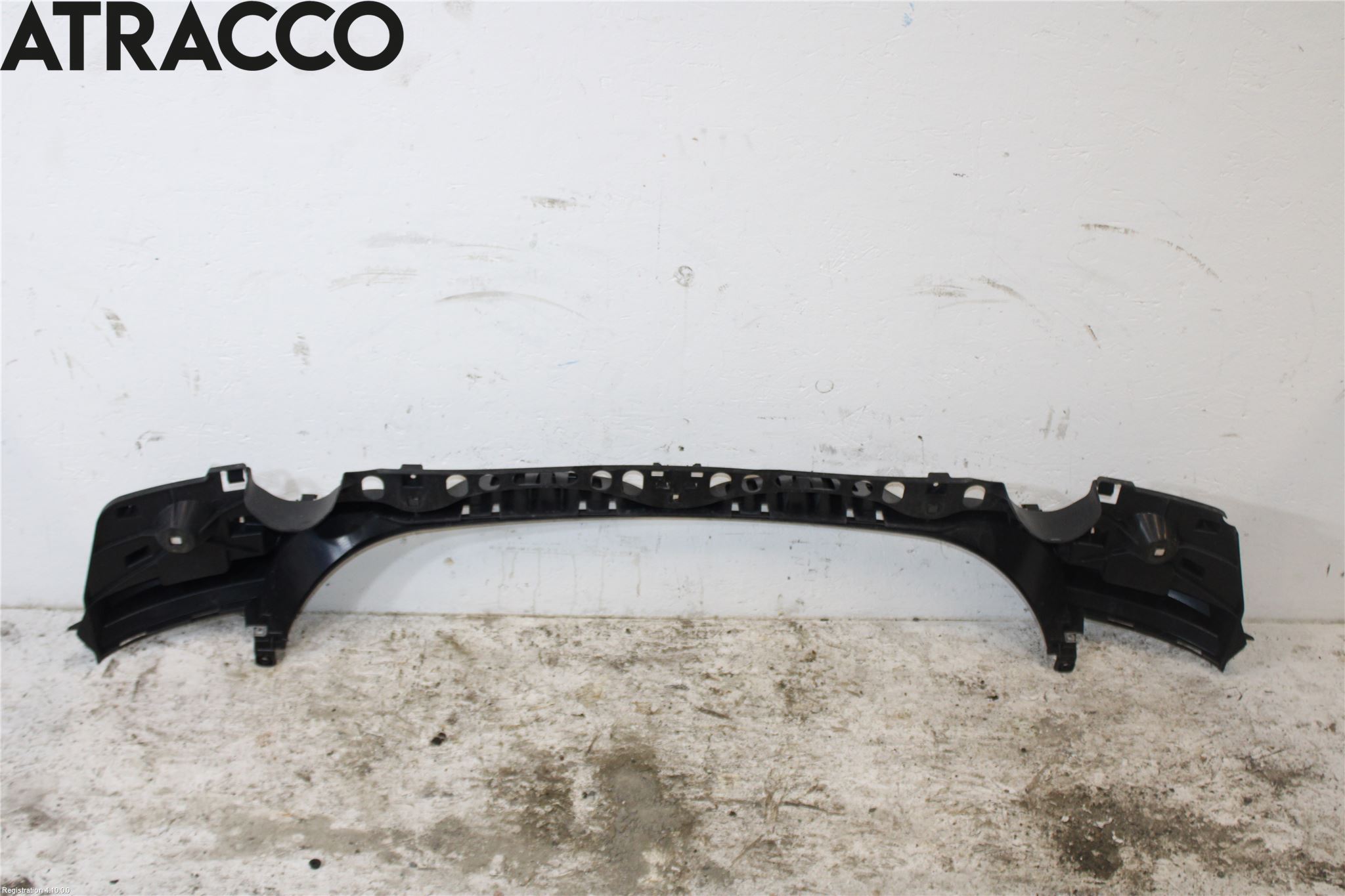 BMW 5 F10/F11/F18 09-17 Stötfångardel Bak Mitt