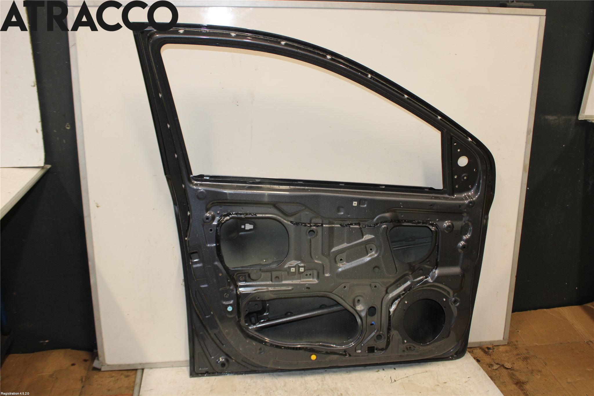 Hyundai i20 PB 09-14 Dörr Fram Vänster