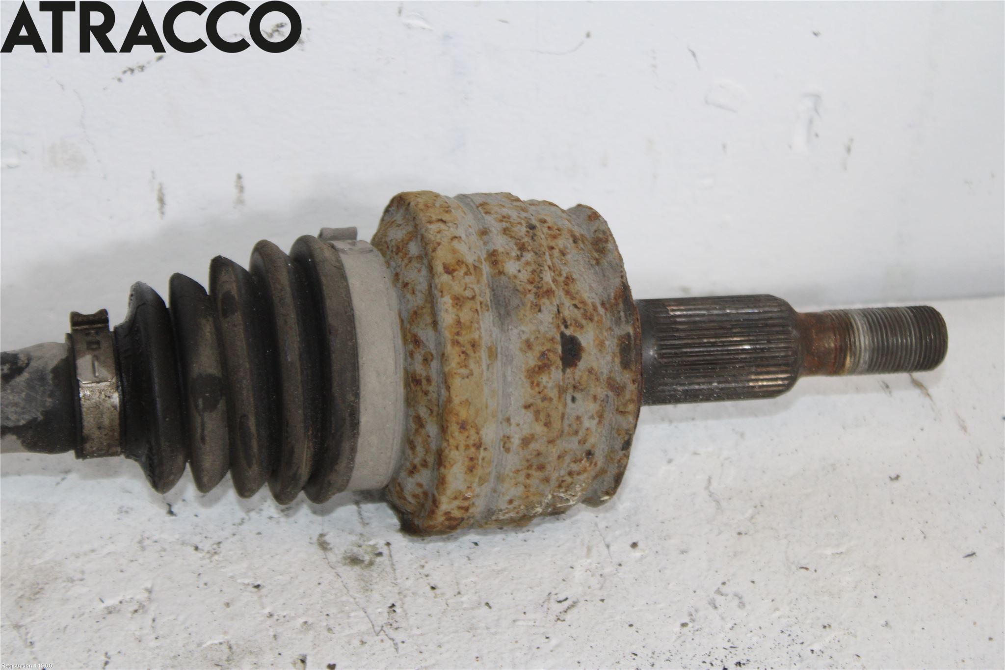 Volkswagen VW TRANSP/CARAVELLE (T5) 04-15 Drivaxel Bak Höger