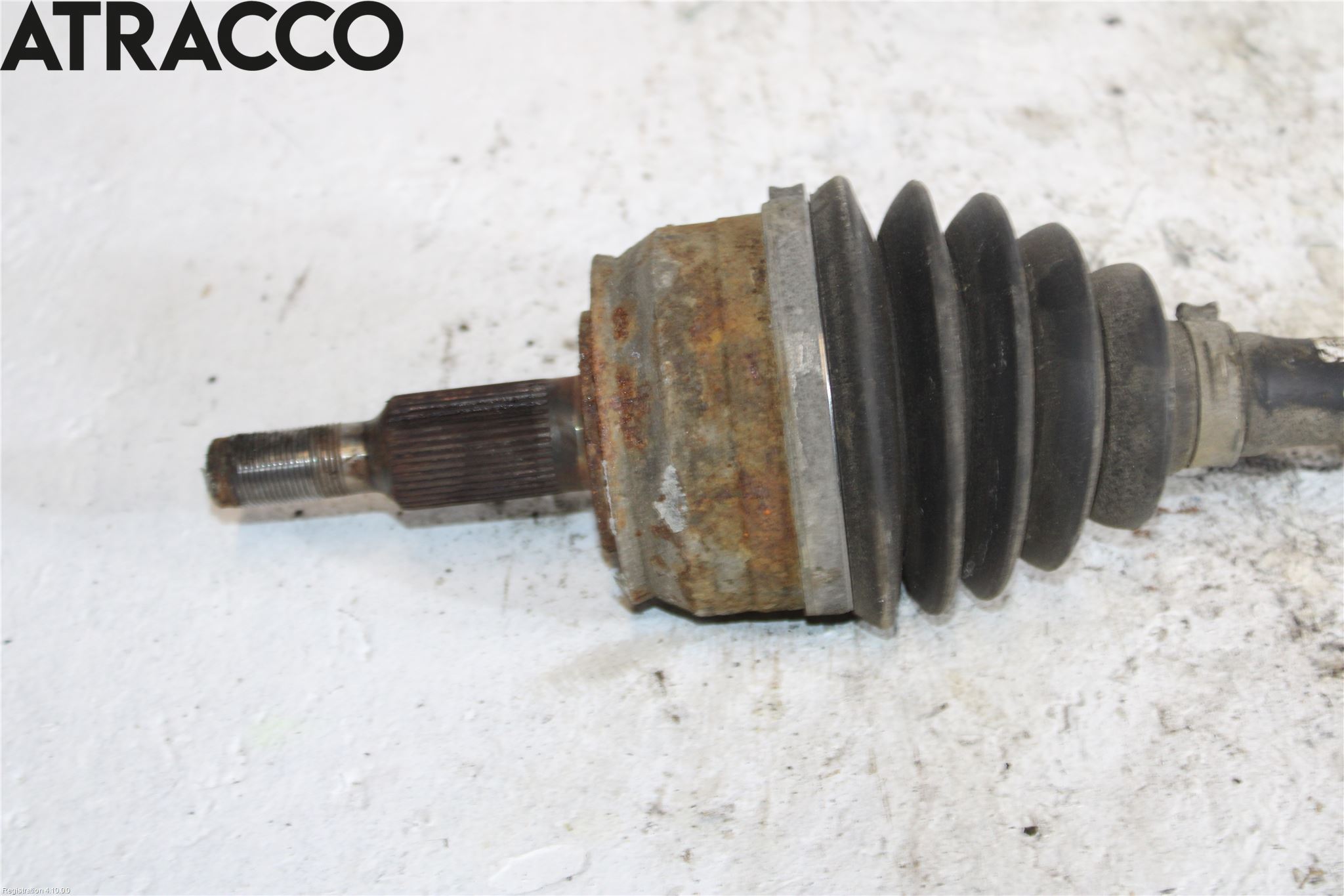 Volkswagen VW TRANSP/CARAVELLE (T5) 04-15 Drivaxel Bak Höger