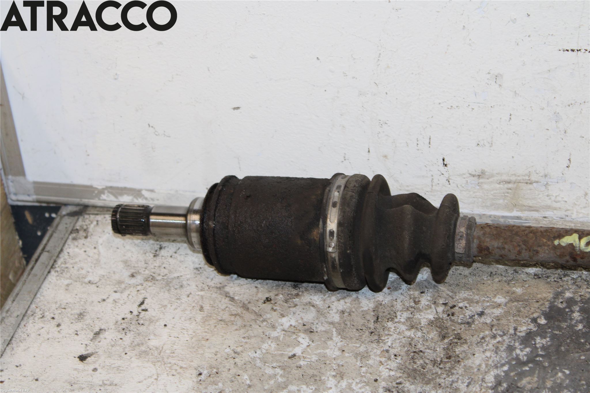 Toyota URBAN CRUISER Drivaxel Bak Höger