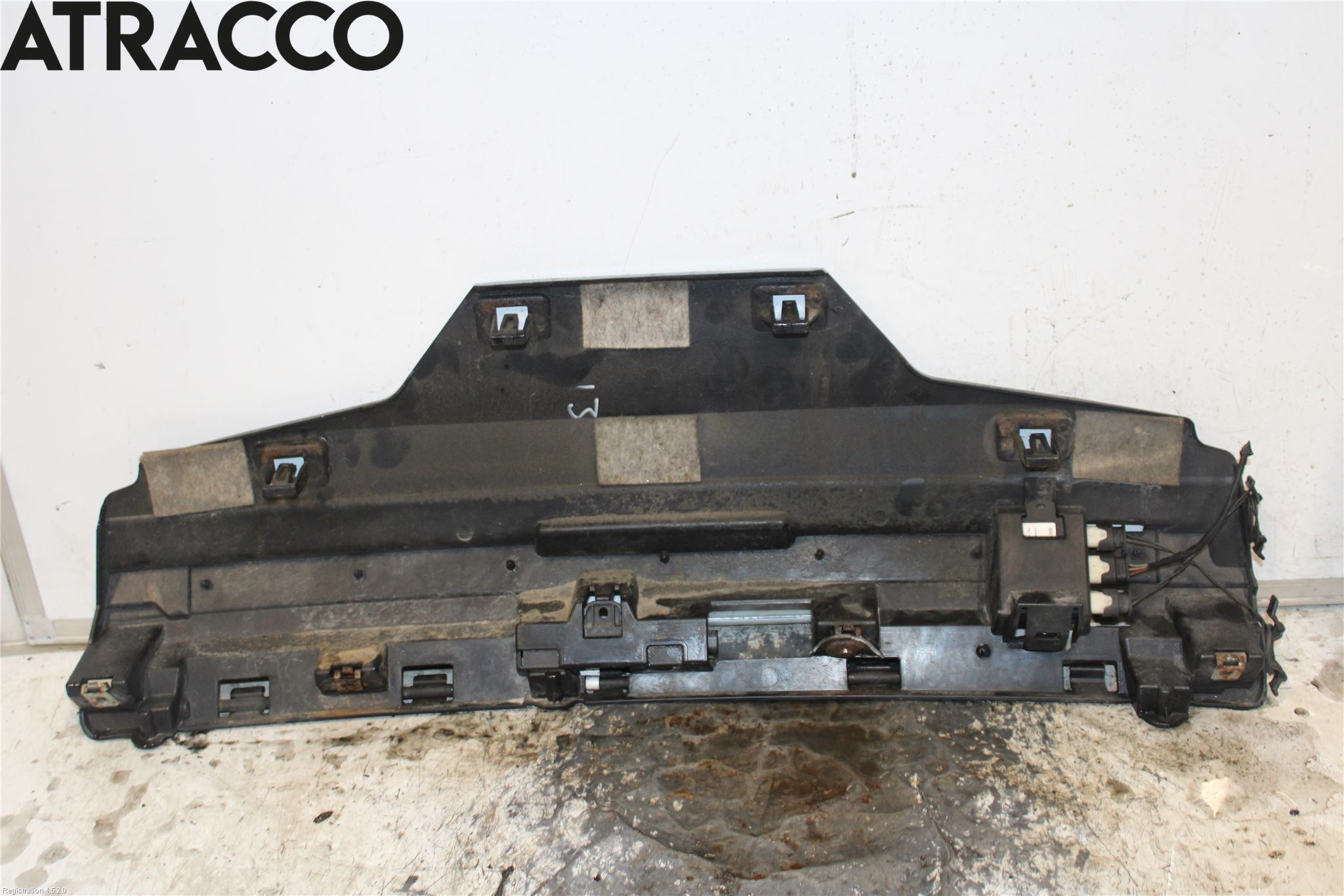 BMW 3 F30/F31/F80 12-19 Stötfångardel Bak Mitt