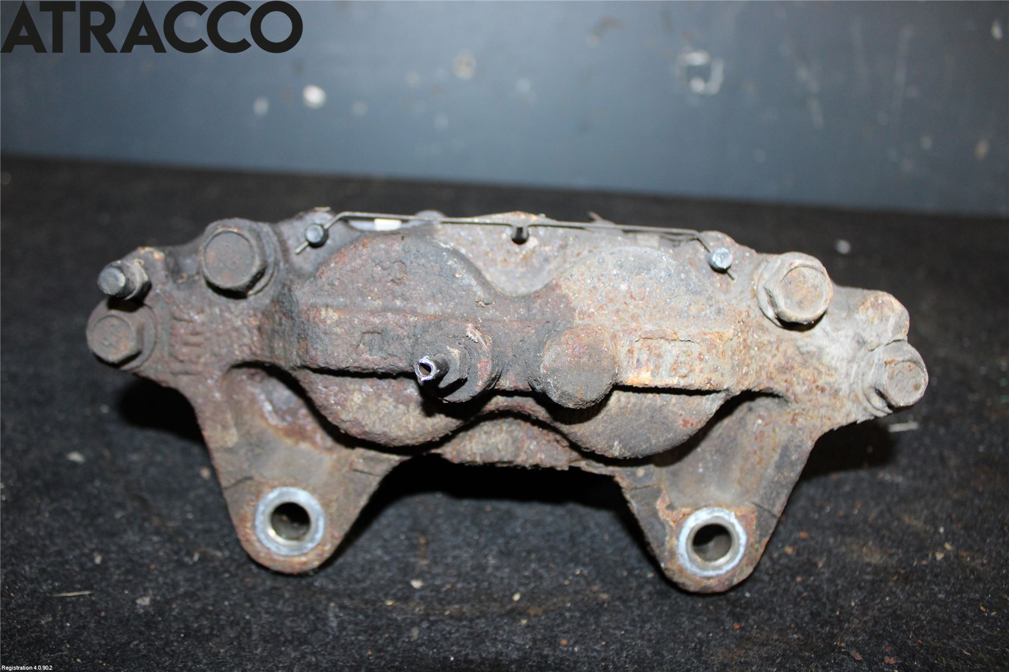 Toyota LANDCRUISER Bromsok Fram Höger