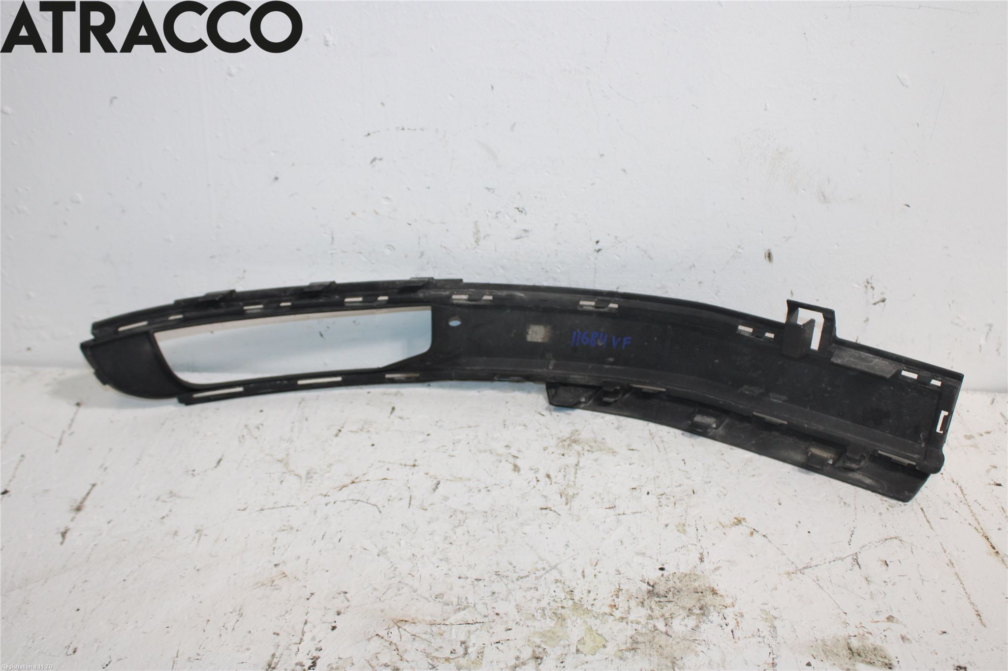 Volkswagen VW TRANSP/CARAVELLE (T6) 16-22 Grilldel Vänster