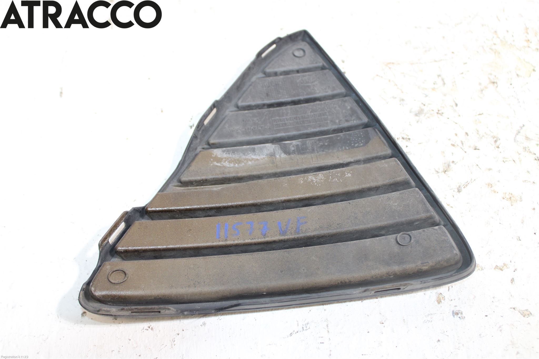Ford FOCUS 11-14 Grilldel Vänster