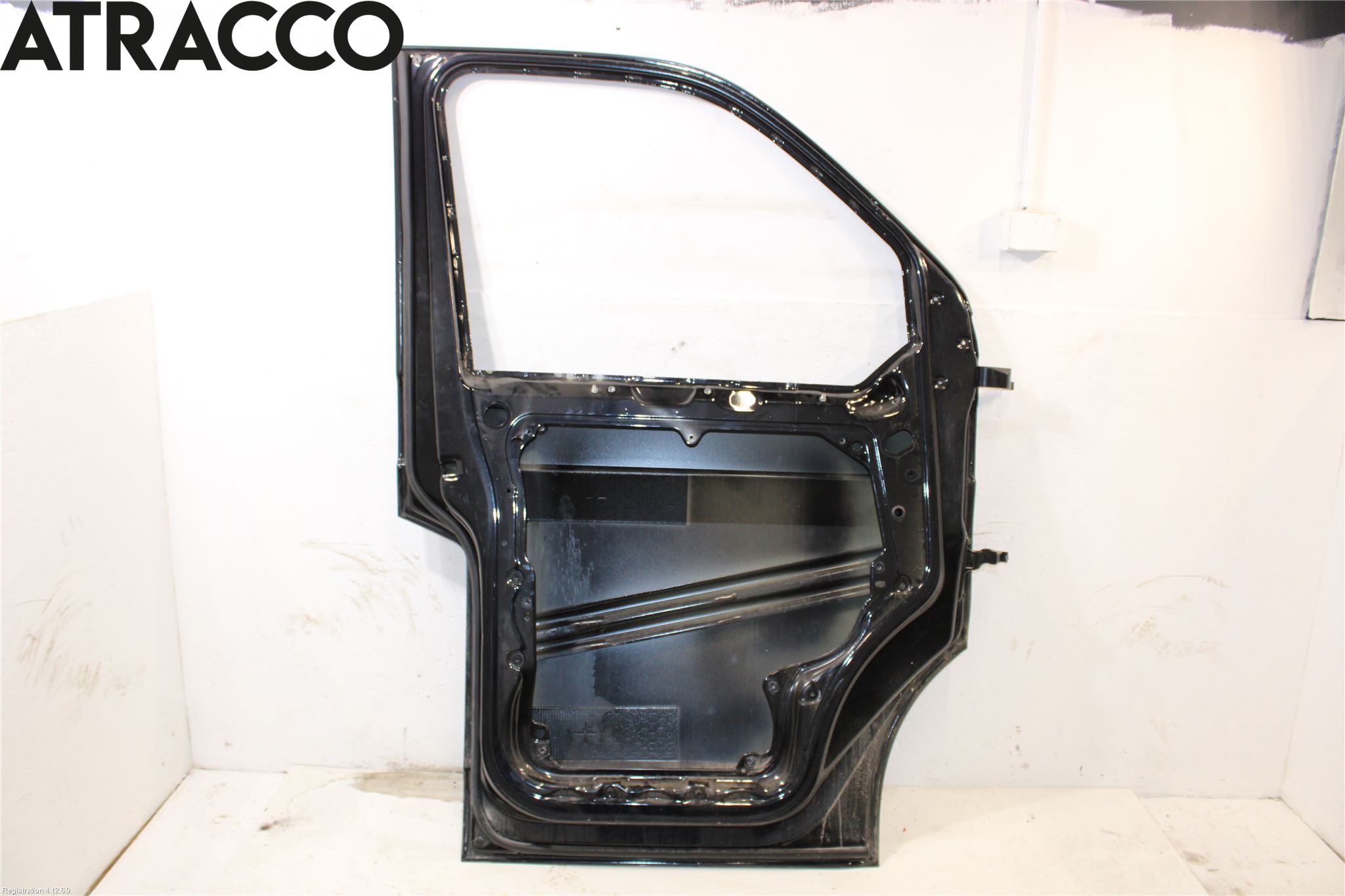 Volkswagen VW TRANSP/CARAVELLE (T6) 16-22 Dörr Fram Vänster