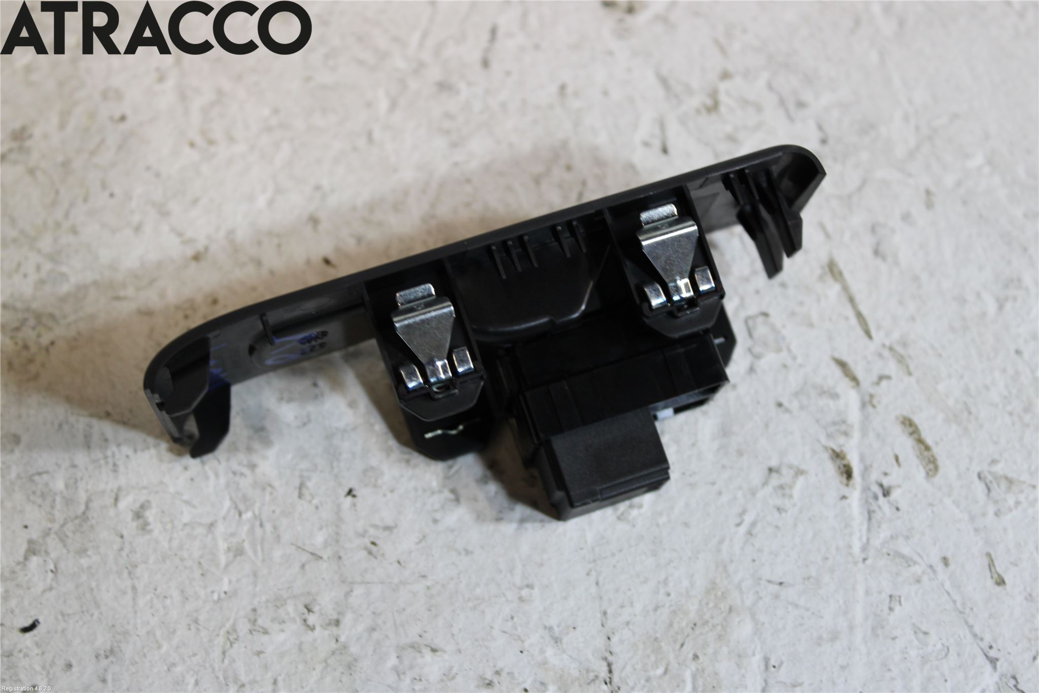 Volvo XC40/RECHARGE 18- Strömställare Elhiss