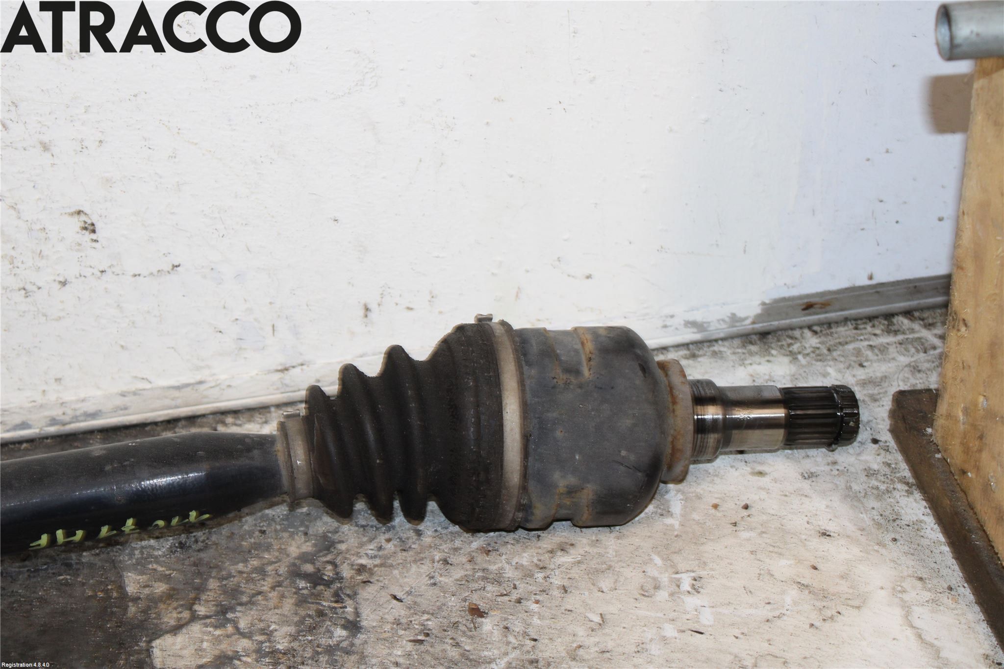 Toyota AURIS 10-12 Drivaxel Fram Höger