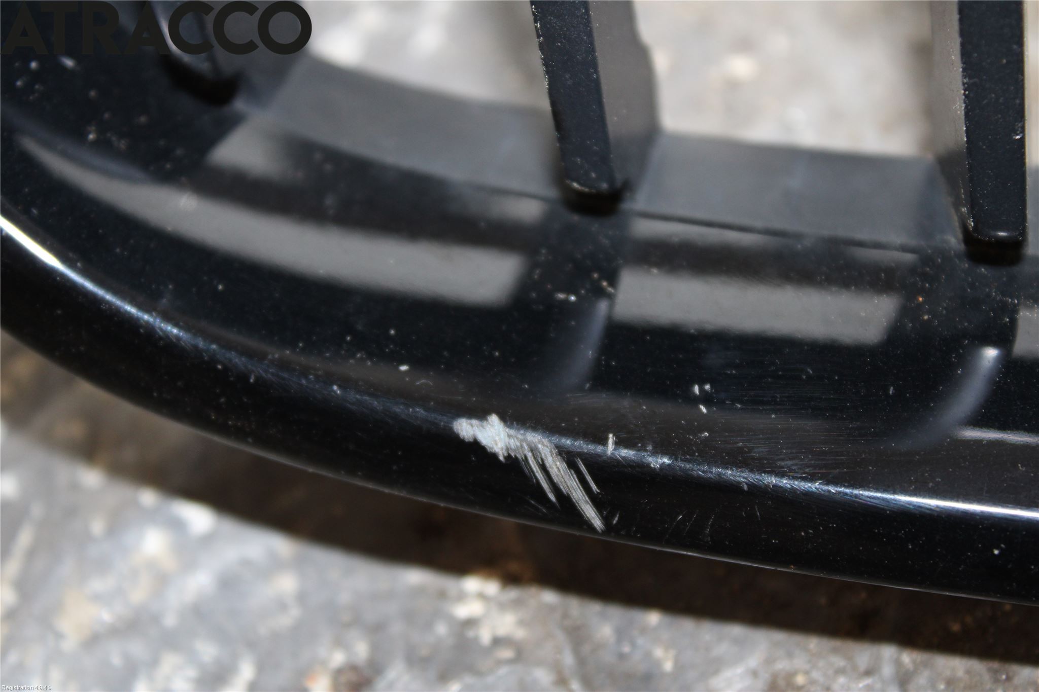 BMW 3 F30/F31/F80 12-19 Grilldel Höger