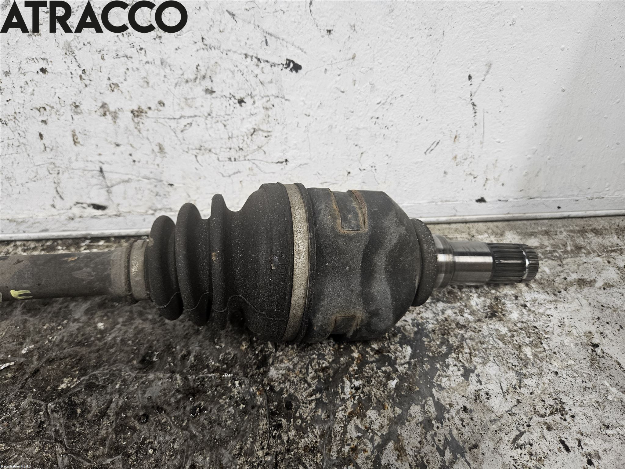 Toyota YARIS XP130 12-14 Drivaxel Fram Vänster