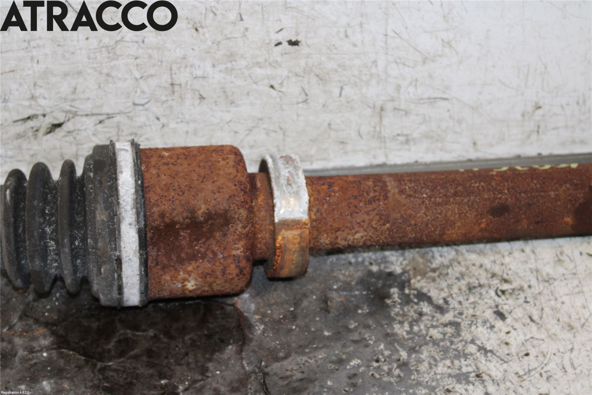 Volvo V70 08-13 Drivaxel Fram Höger