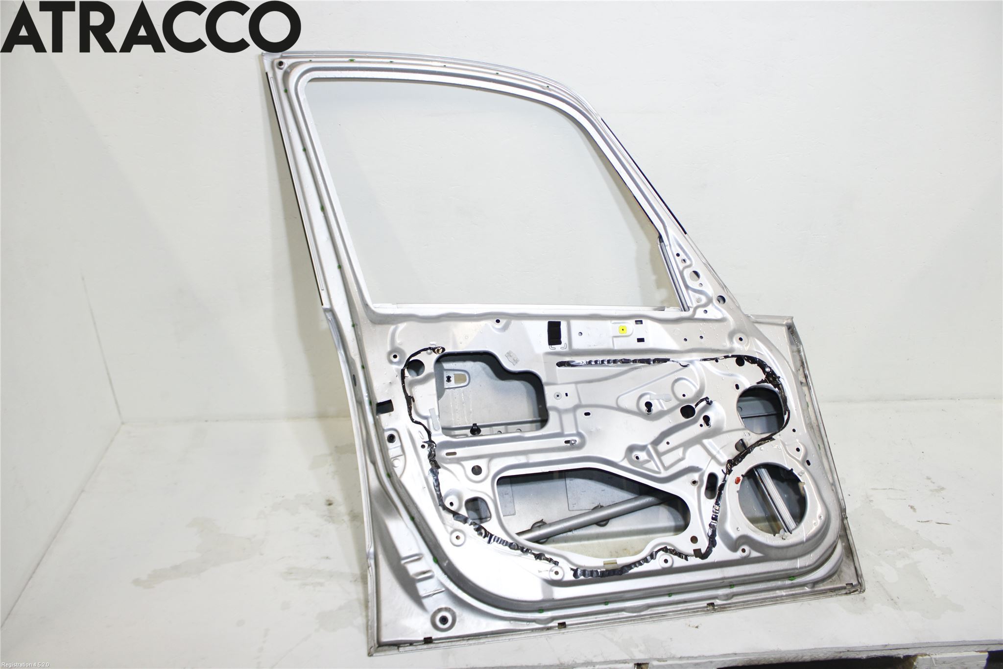 Suzuki SX4 06-09 Dörr Fram Vänster
