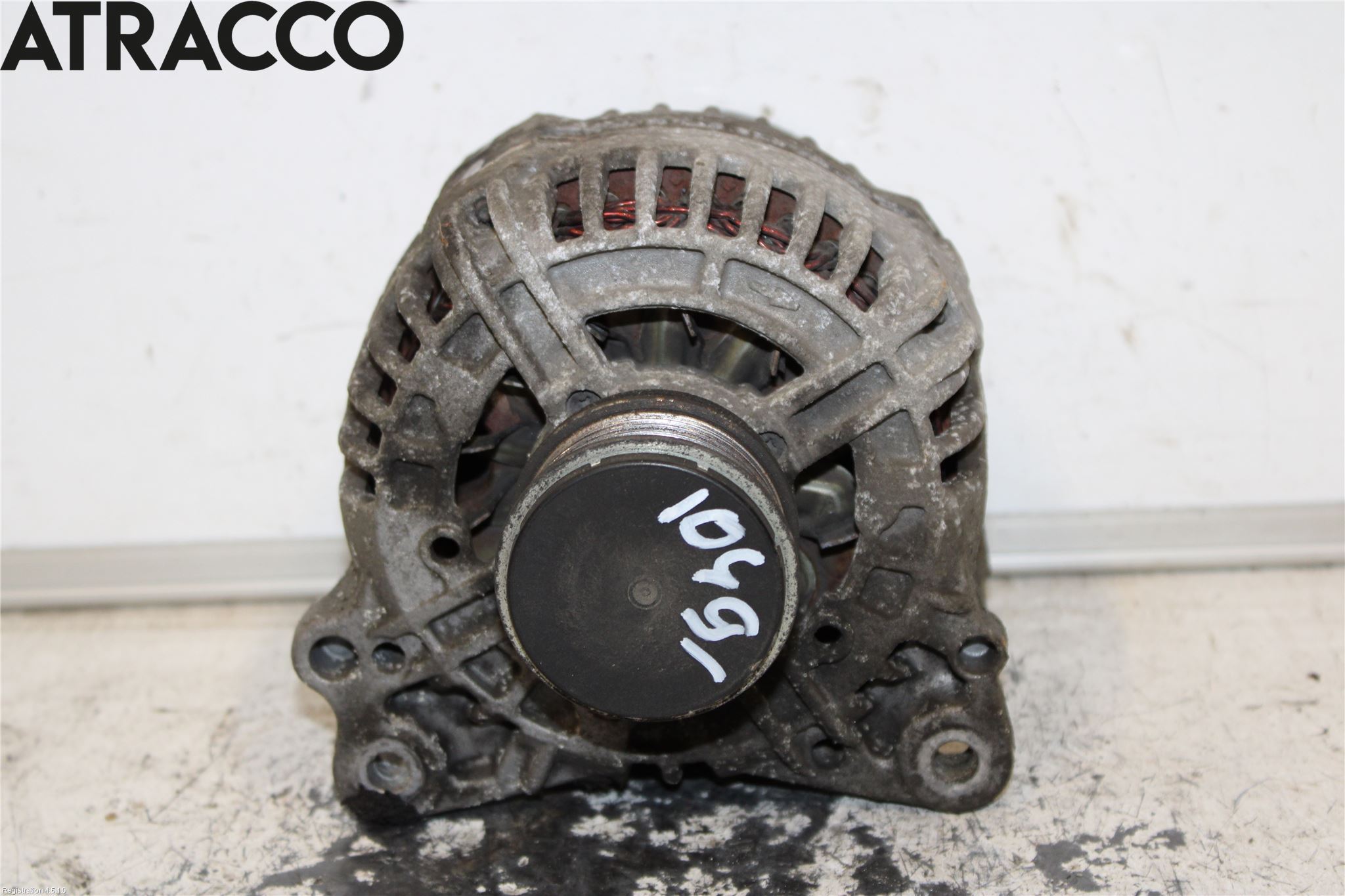 Volkswagen VW CADDY 11-15 Generator