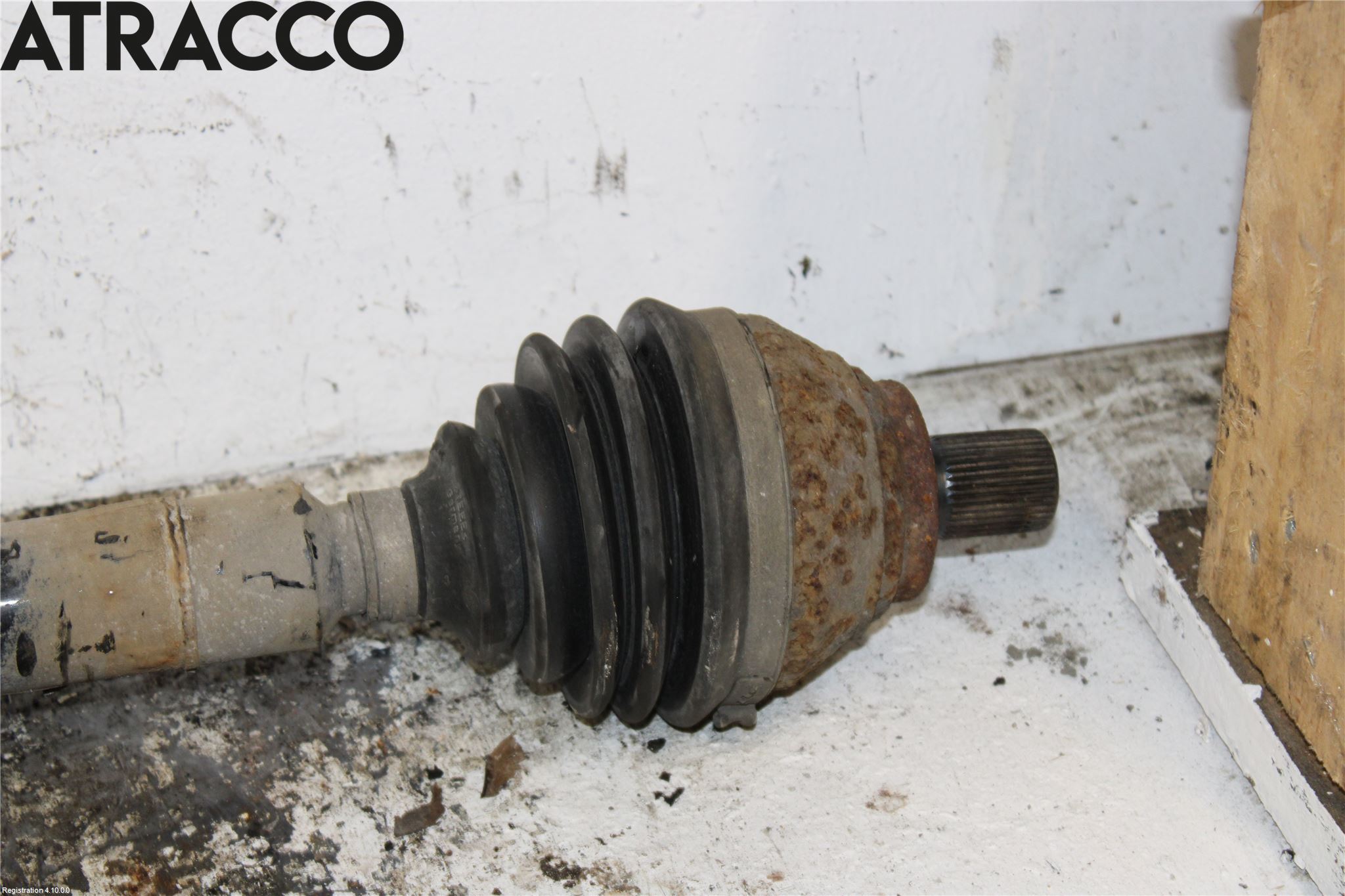 Volkswagen VW TIGUAN 07-16 Drivaxel Fram Höger