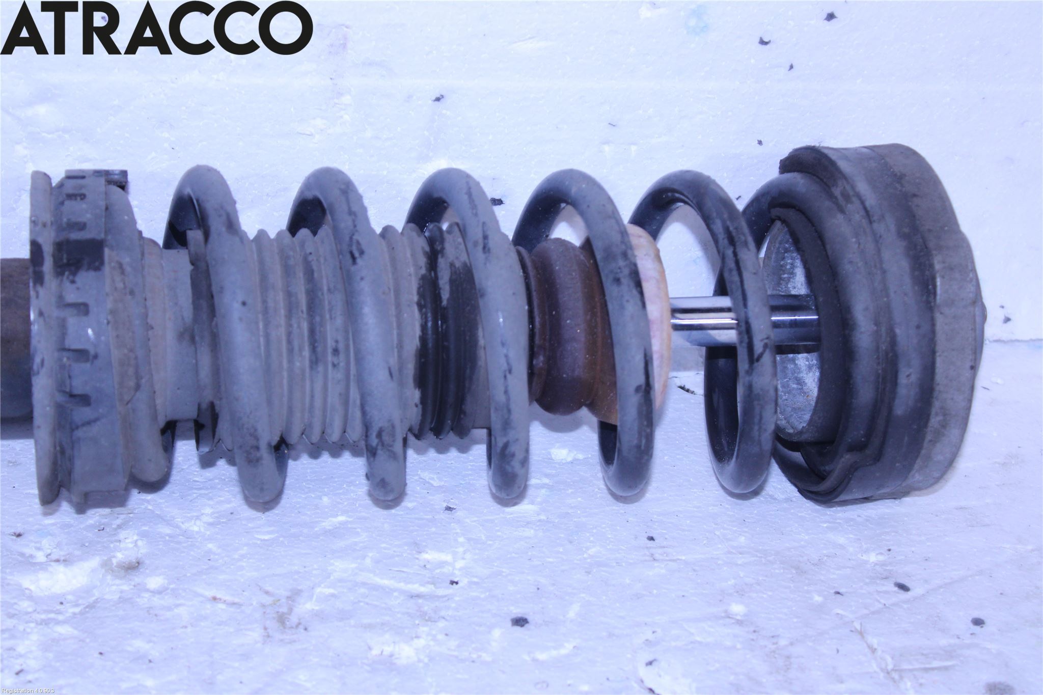 BMW 5 F10/F11/F18 09-17 Fjäderben Fram Höger