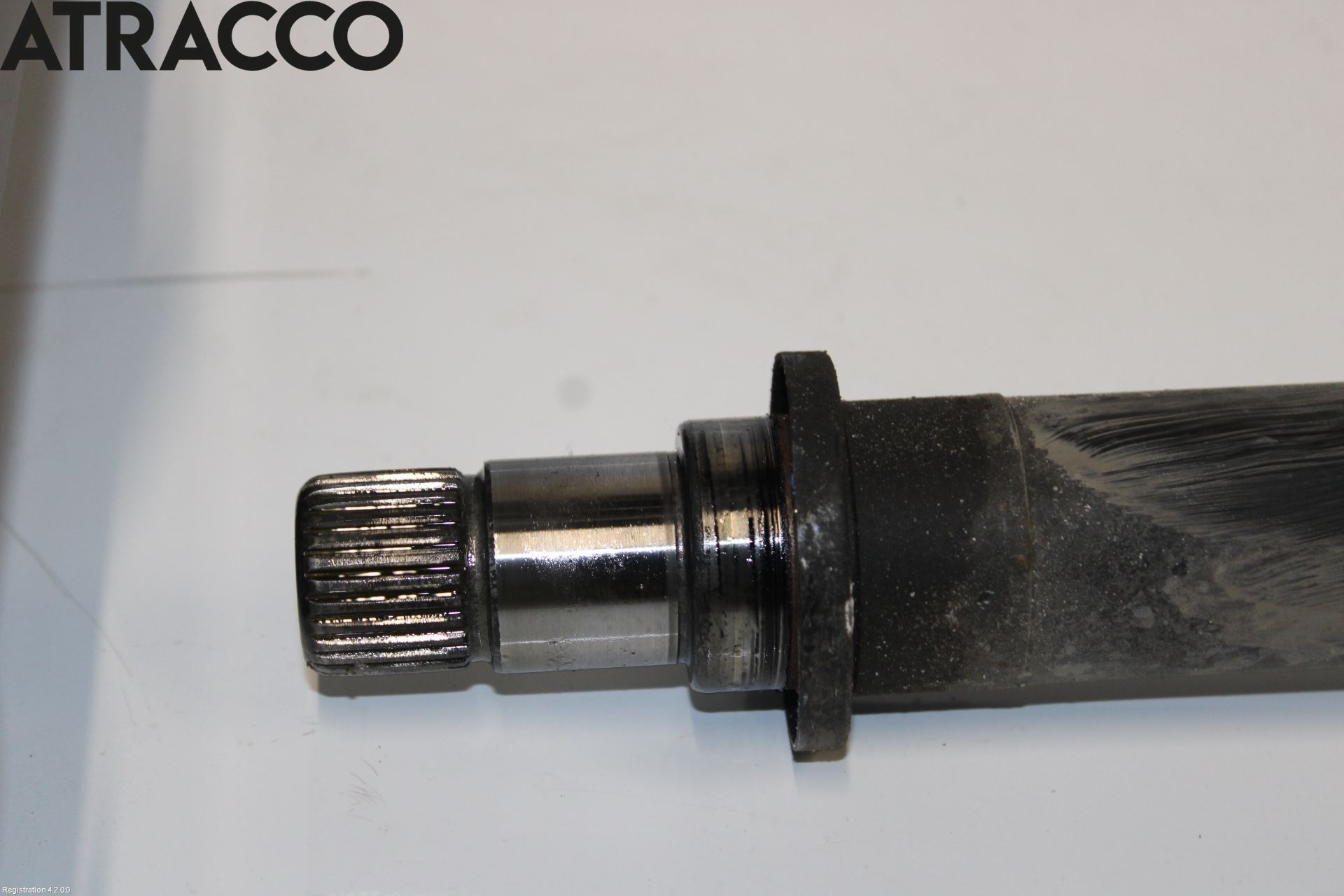 Kia NIRO (DE) 17-22 Drivaxel Fram Höger