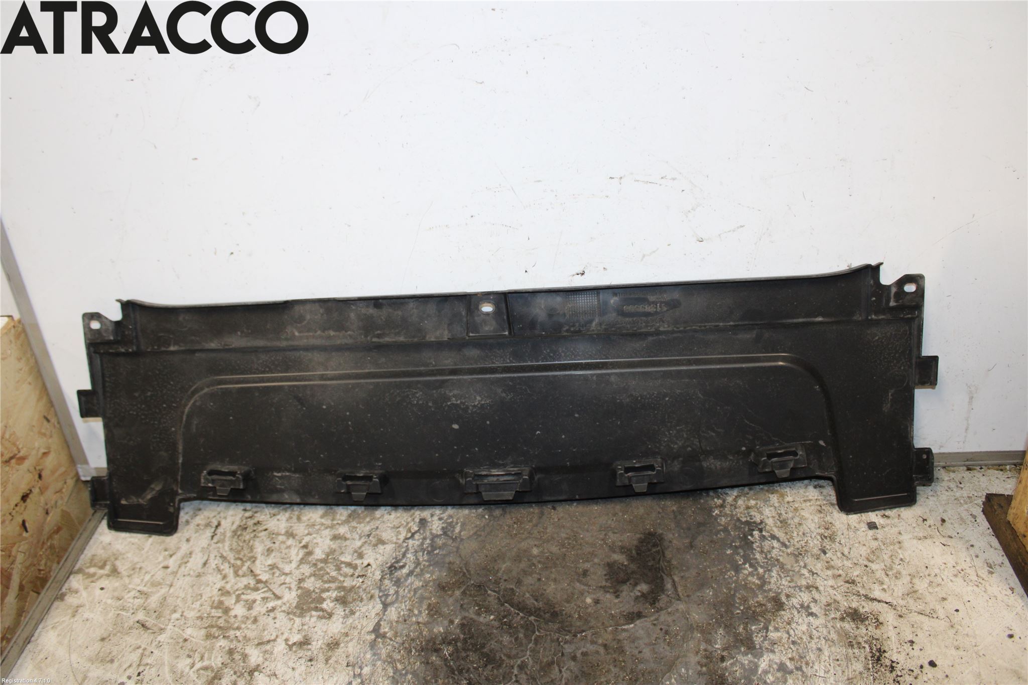 Volvo XC90/RECHARGE 16- Täckplast Front
