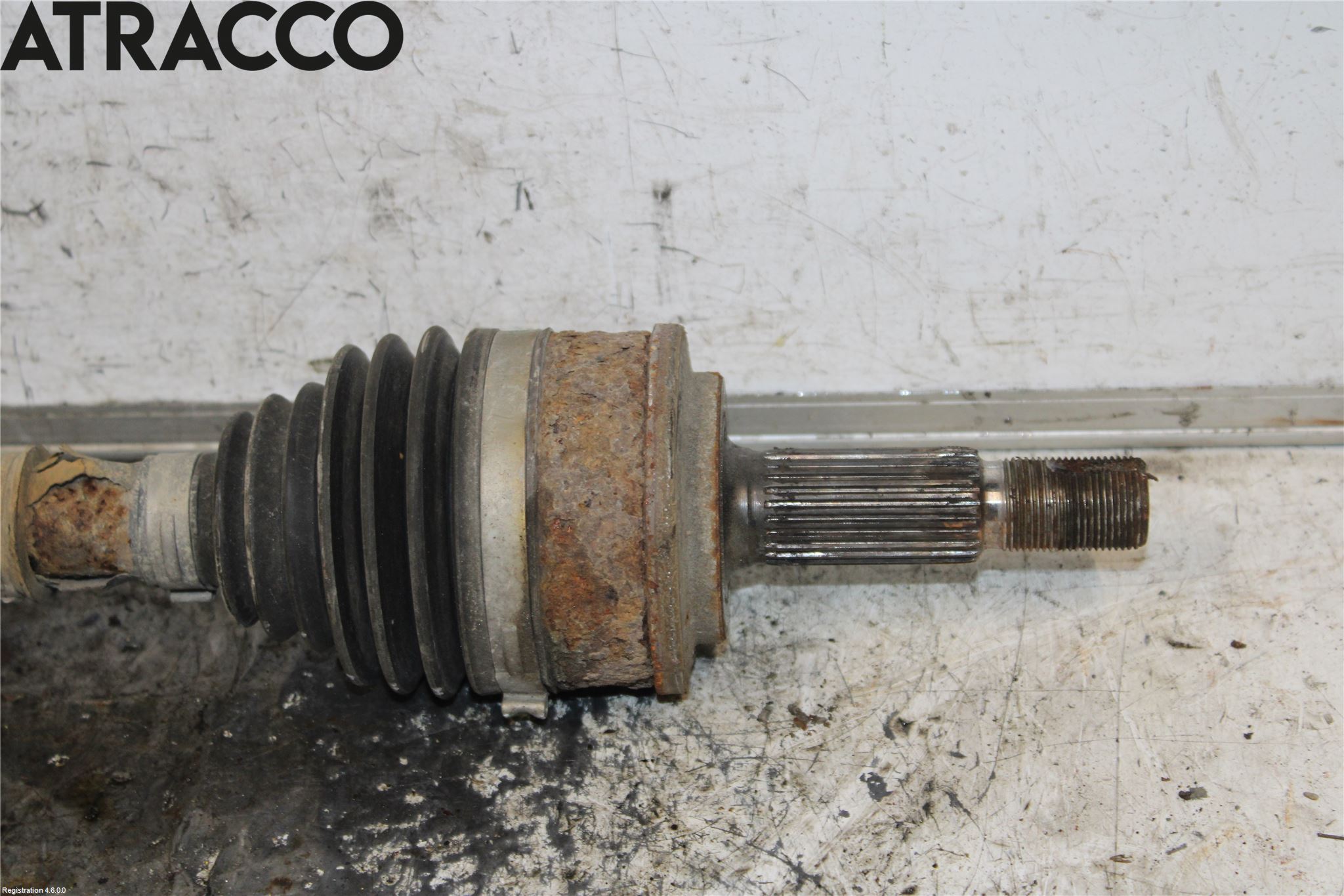 Toyota AURIS 13-19 Drivaxel Fram Vänster