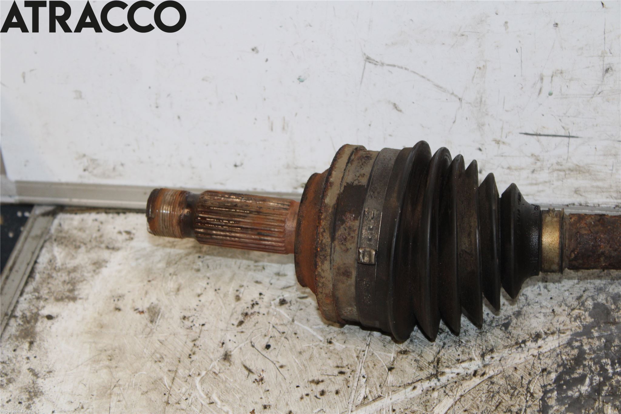 Mercedes-Benz MB VITO/VIANO (W639) 04-14 Drivaxel Fram Höger