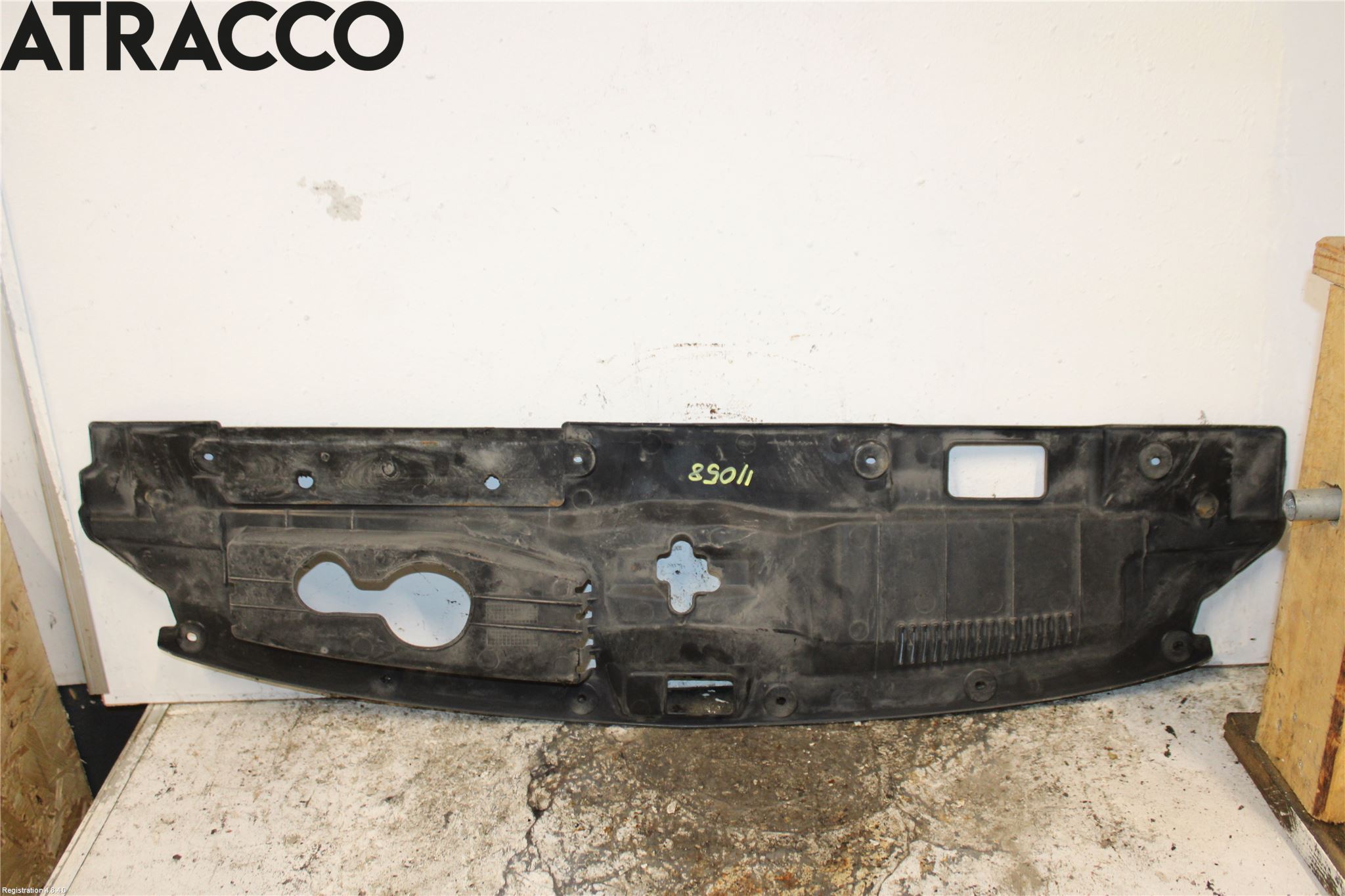 Mitsubishi OUTLANDER 13-21 Täckplast Front