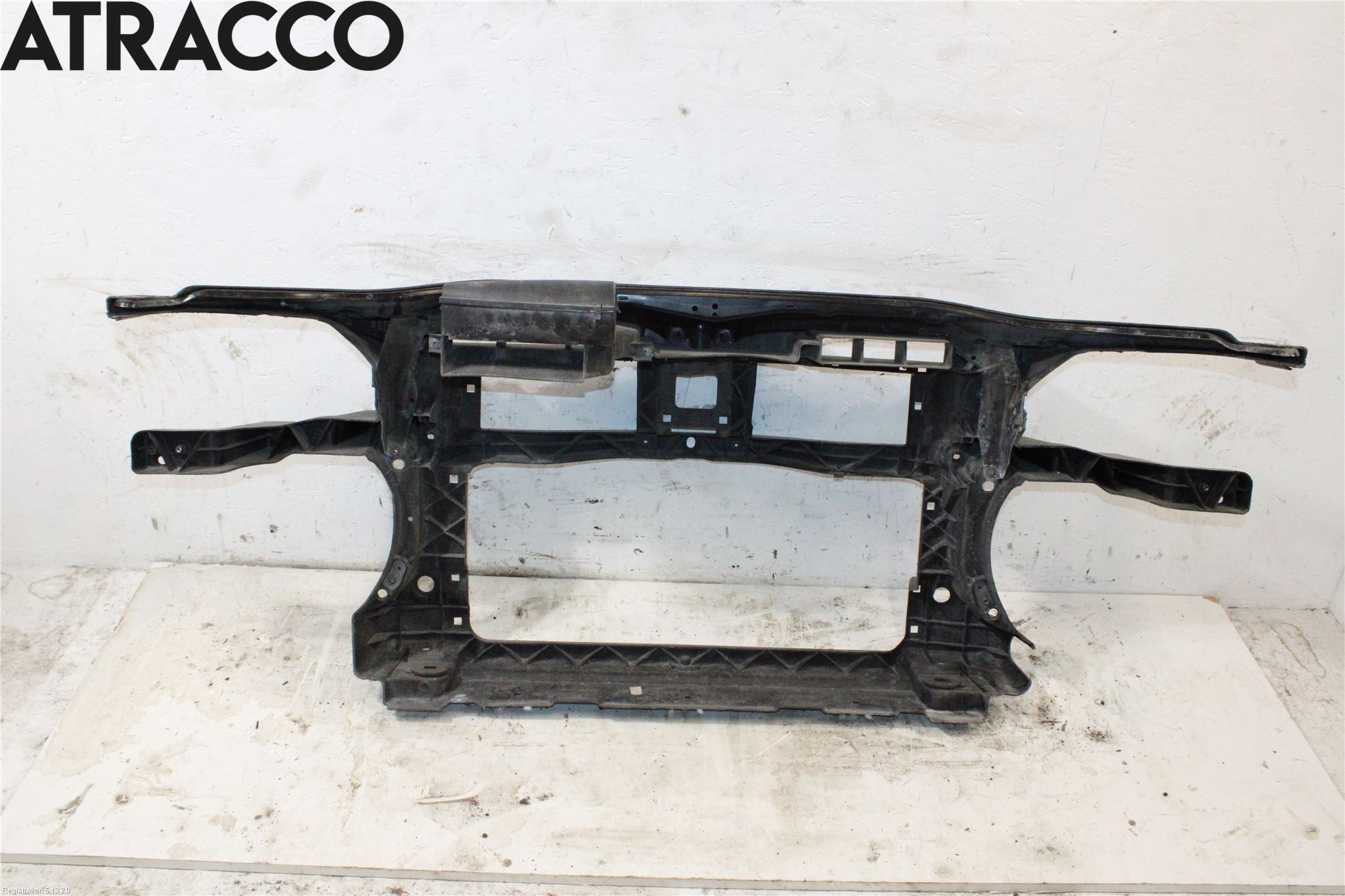 Volkswagen VW PASSAT 05-11 Frontplåt