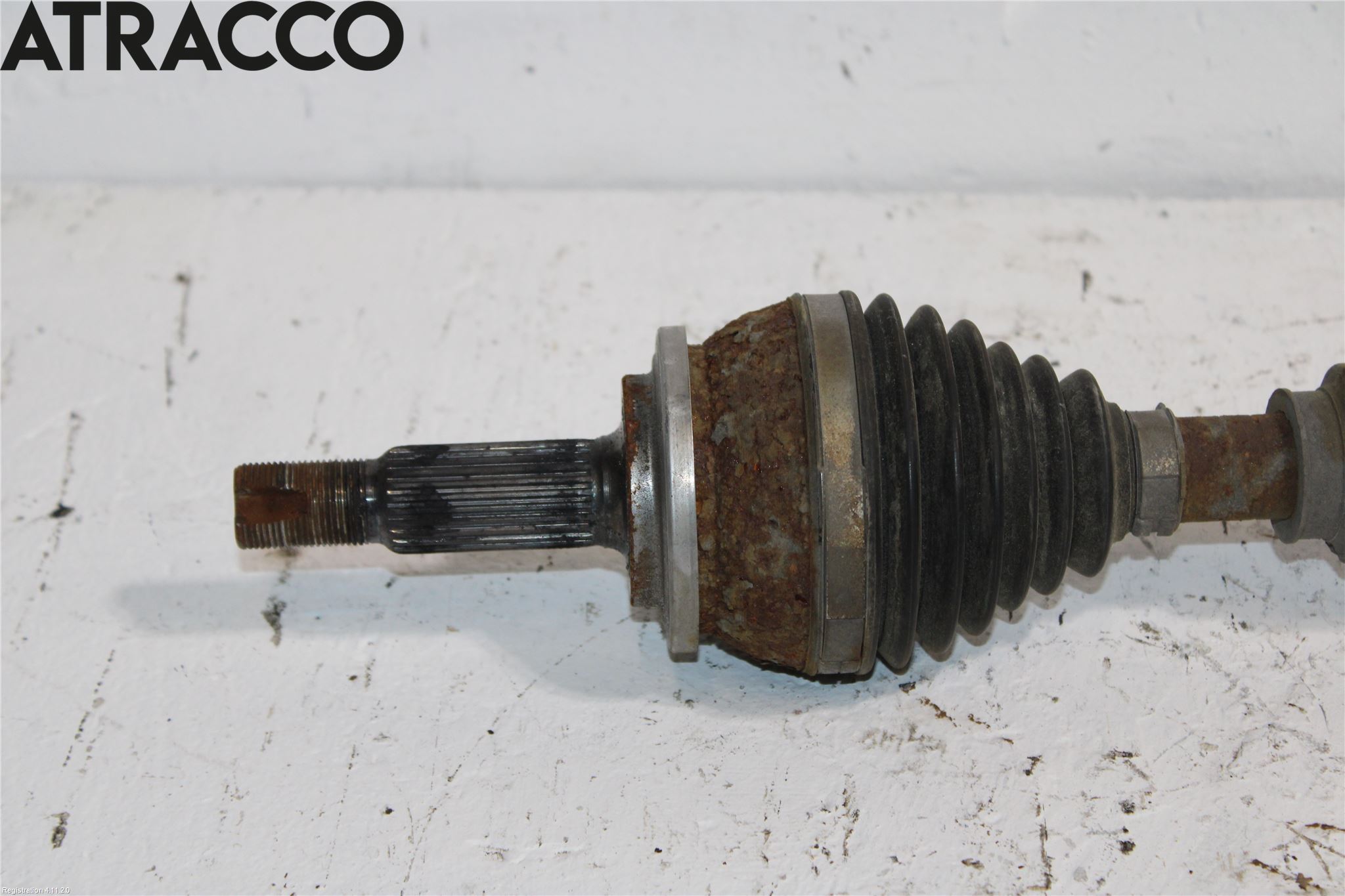 Lexus CT 200h Drivaxel Fram Vänster