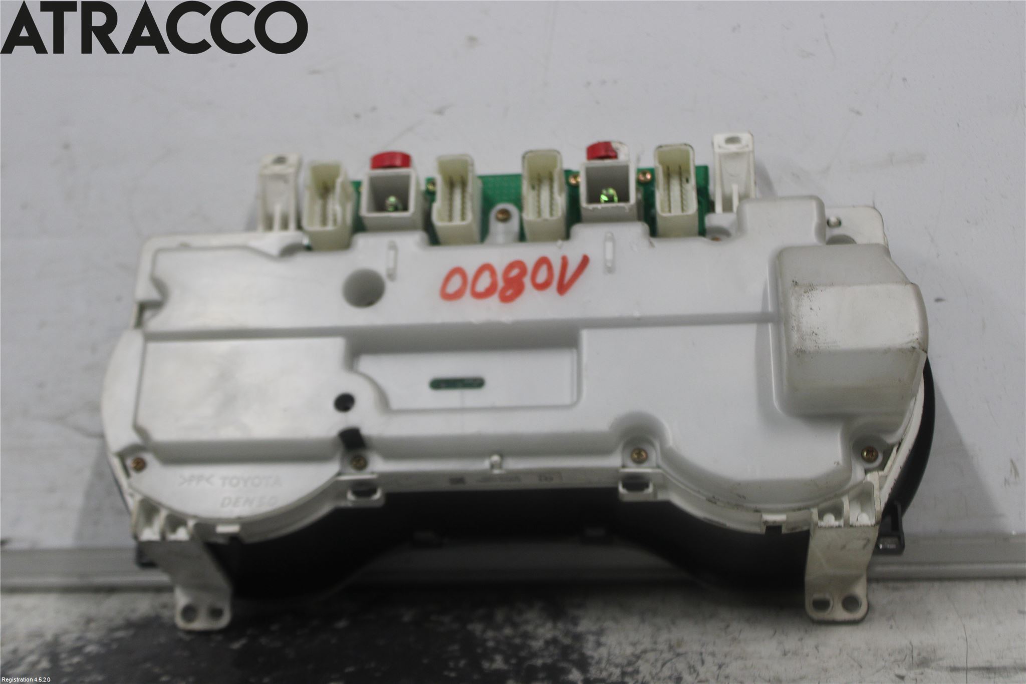 Toyota RAV 4 00-06 Instrument Komb