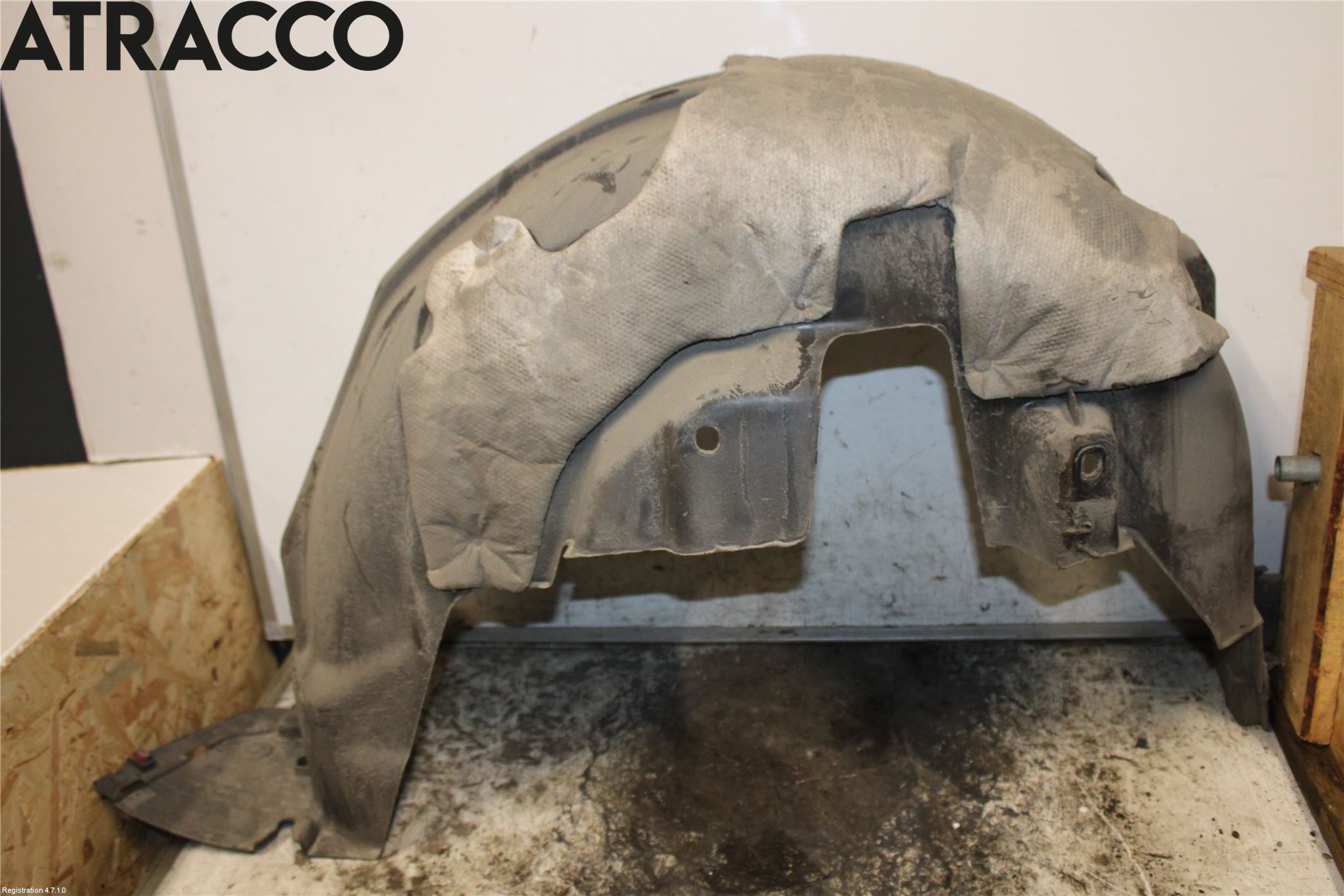 Peugeot 2008/E-2008 20- Skärm Inner