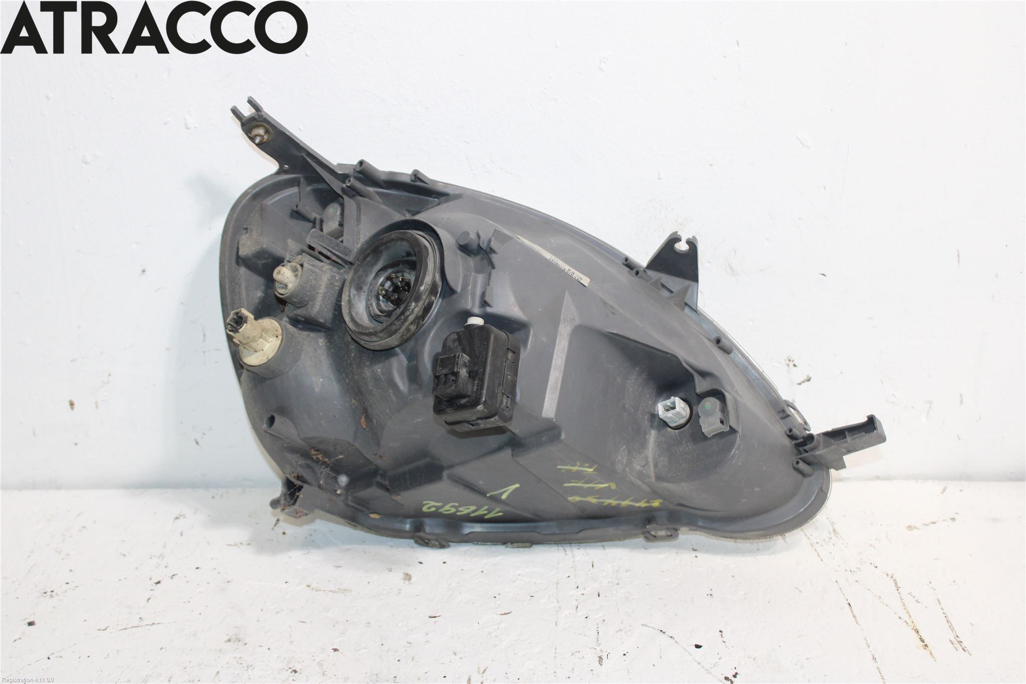 Toyota YARIS P1 03-05 Strålkastare Vänster