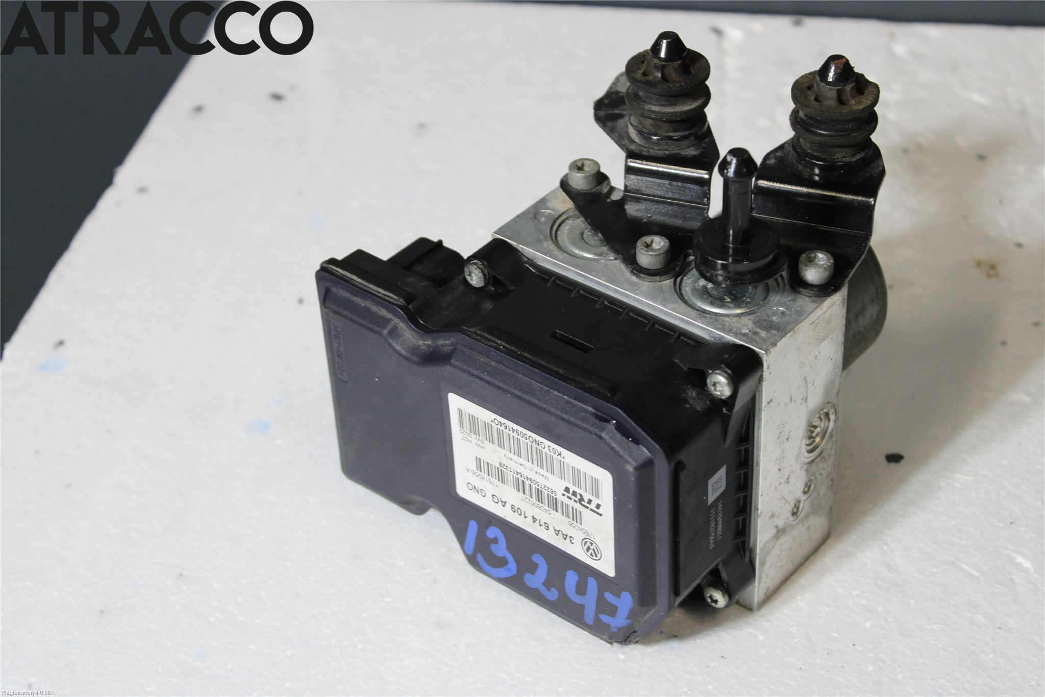 Volkswagen VW PASSAT 11-14 Abs Hydraulaggregat