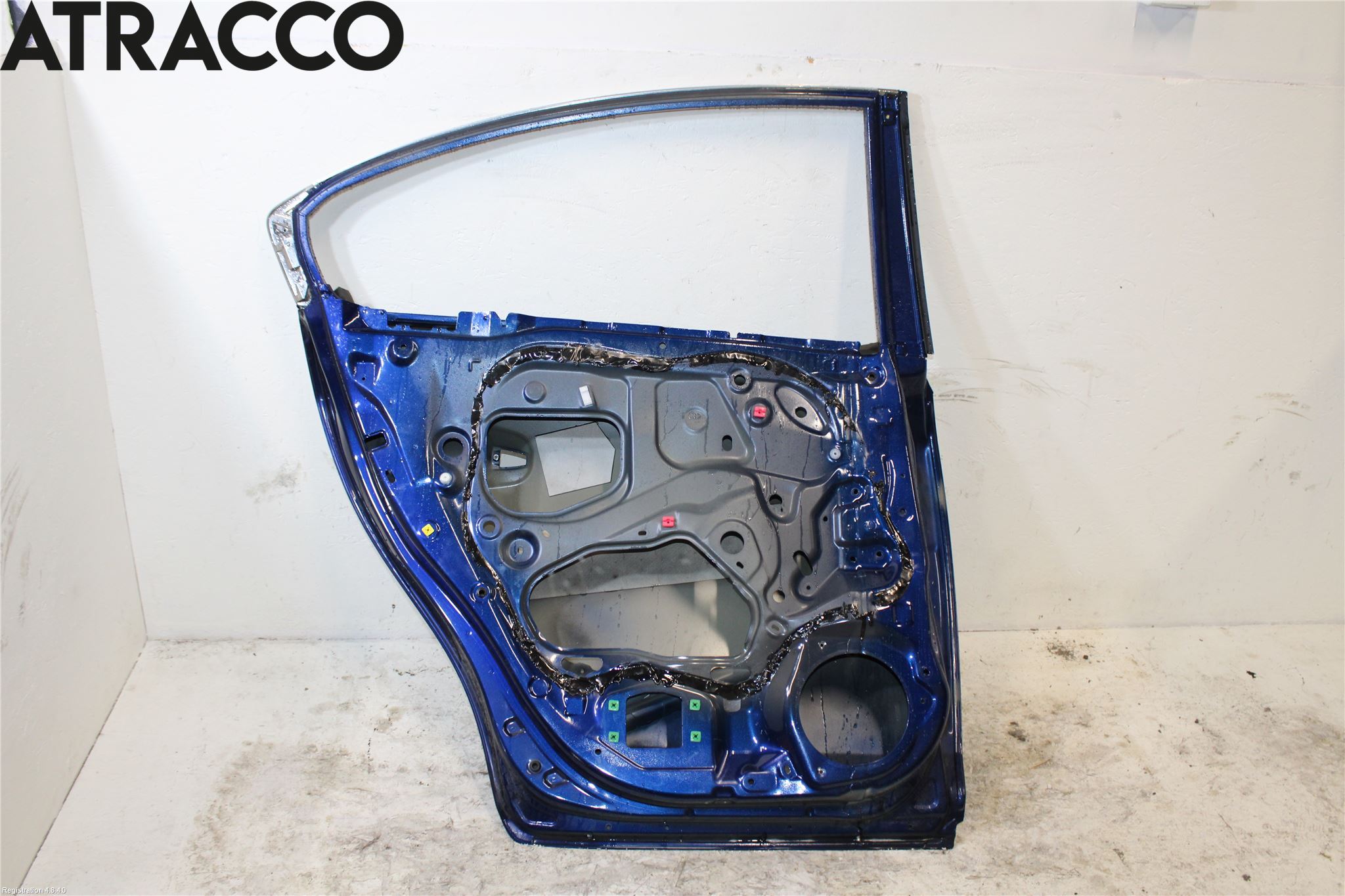 Toyota AVENSIS 16-18 Dörr Bak Vänster