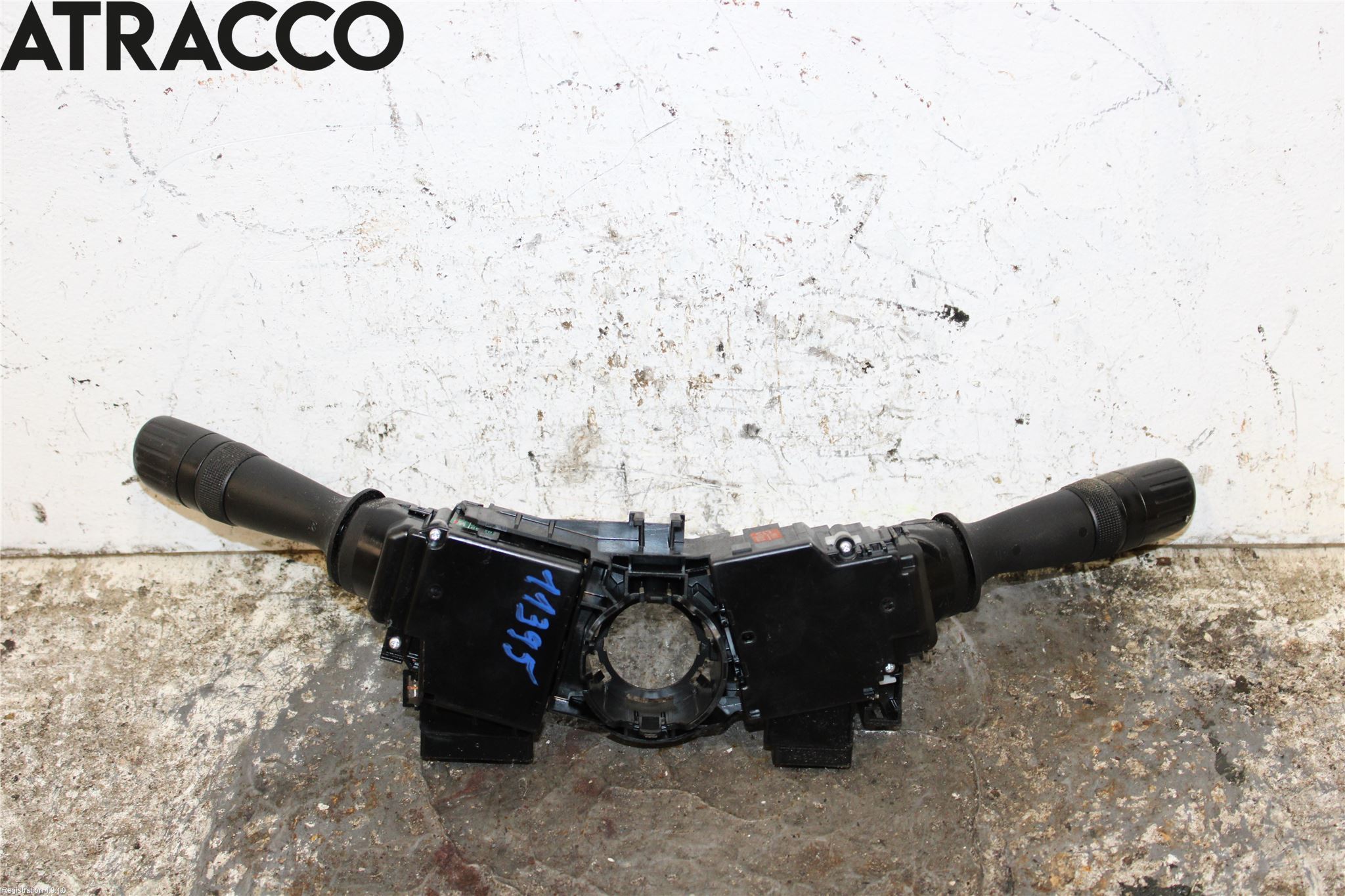 Toyota AURIS 13-19 Spakcentral