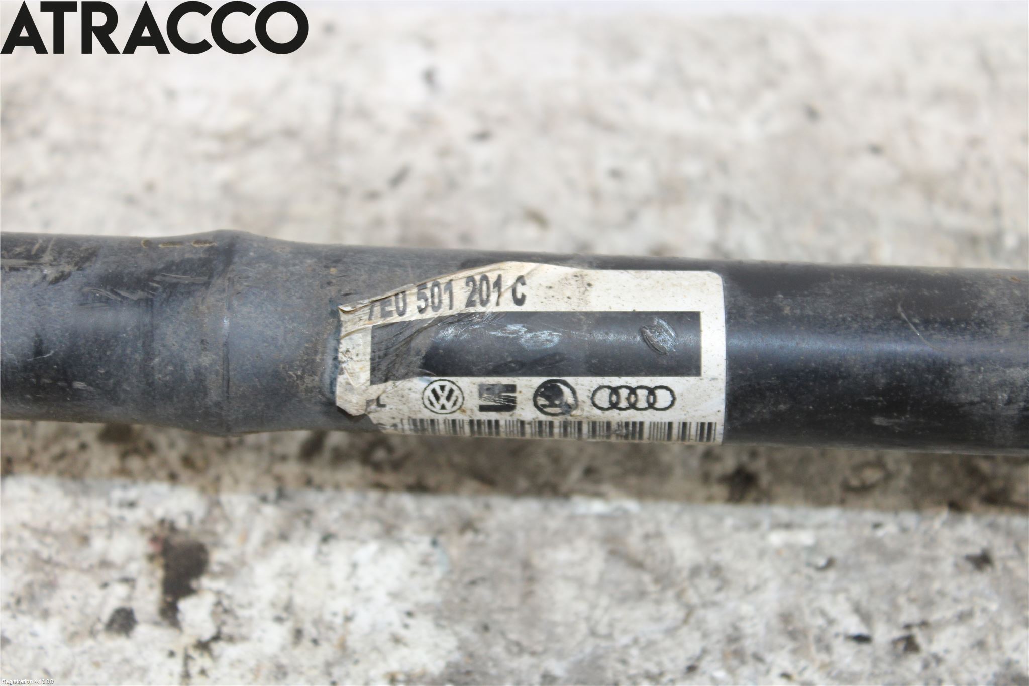 Volkswagen VW TRANSP/CARAVELLE (T6) 16-22 Drivaxel Bak Vänster