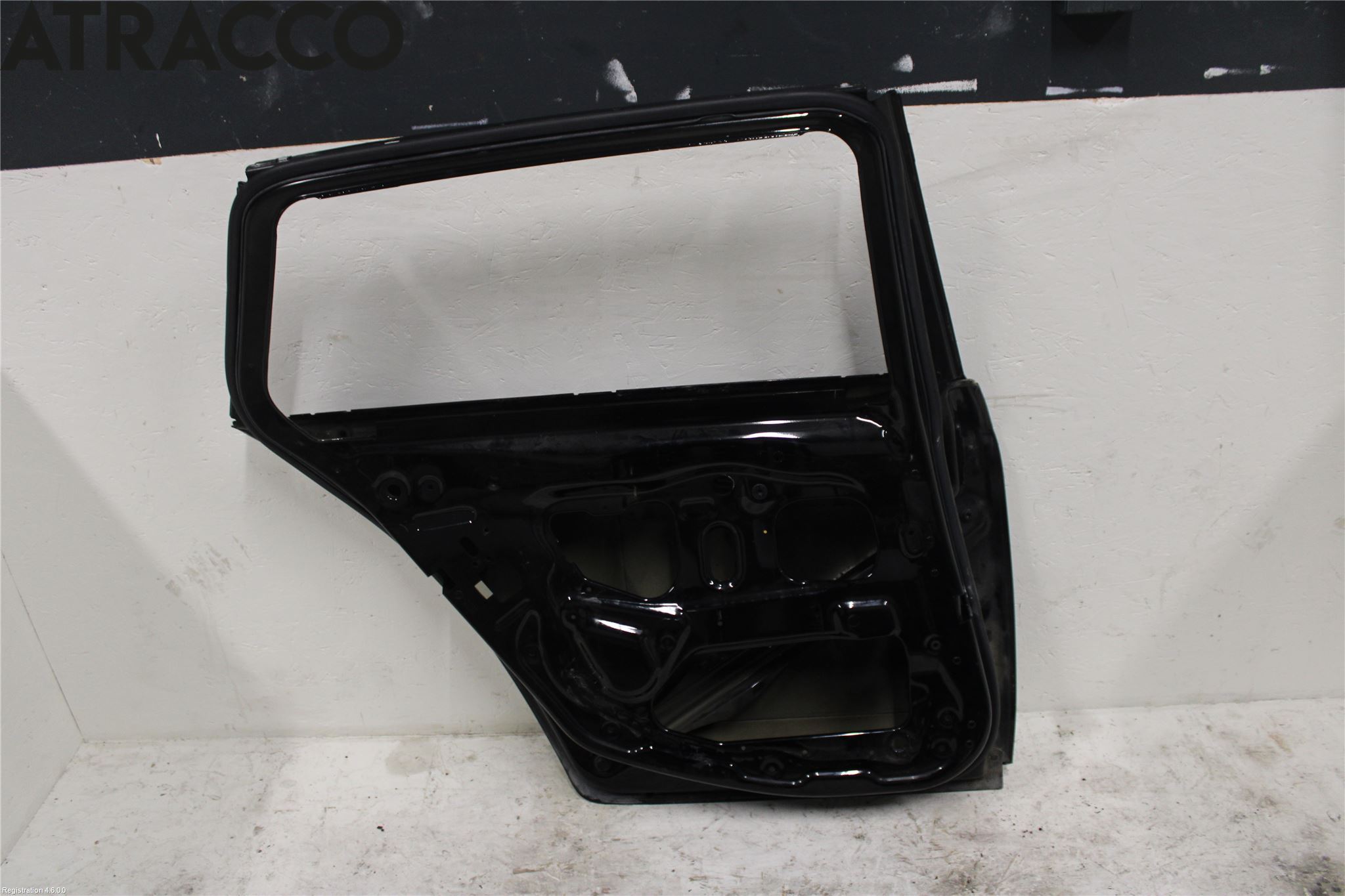 BMW 5 F10/F11/F18 09-17 Dörr Bak Vänster