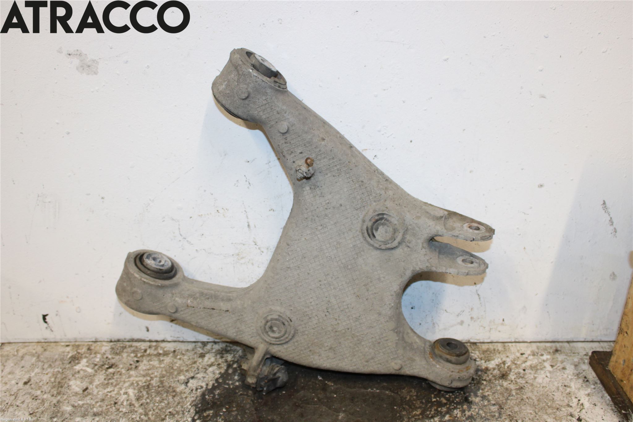 BMW 5 F10/F11/F18 09-17 Bärarm Bak Höger