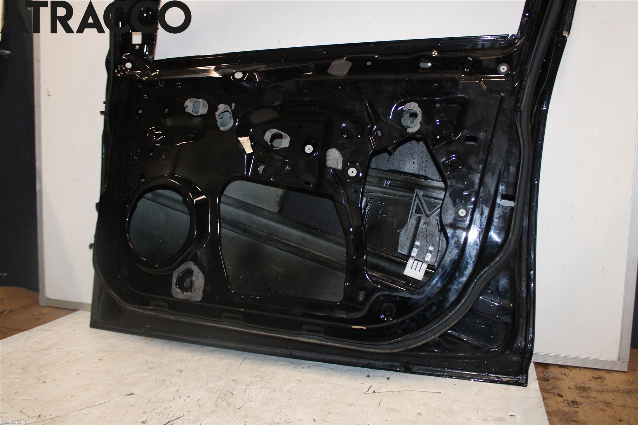 Ford FOCUS 15-18 Dörr Fram Höger