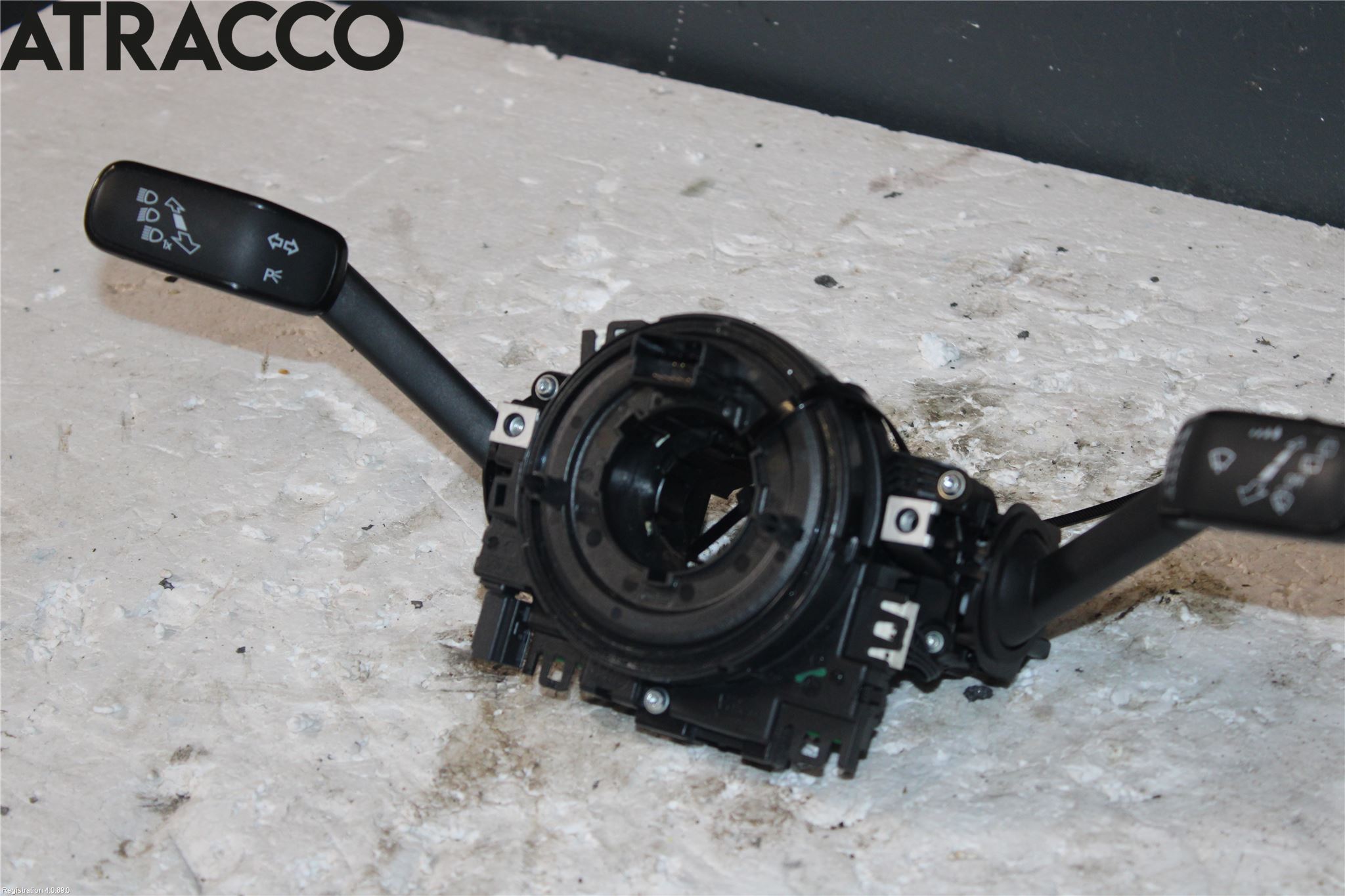 Volkswagen VW GOLF / E-GOLF VII 13-20 Spakcentral