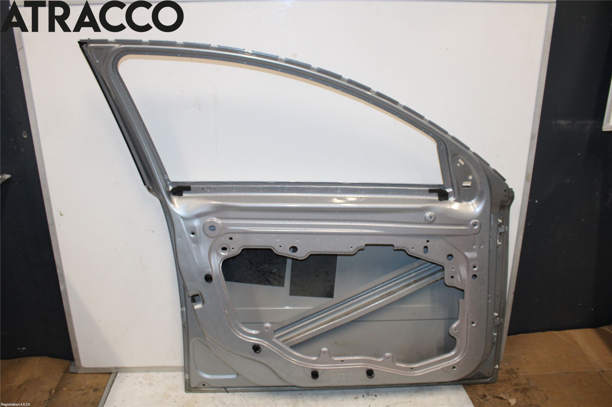 Volvo V50 08-12 Dörr Fram Vänster