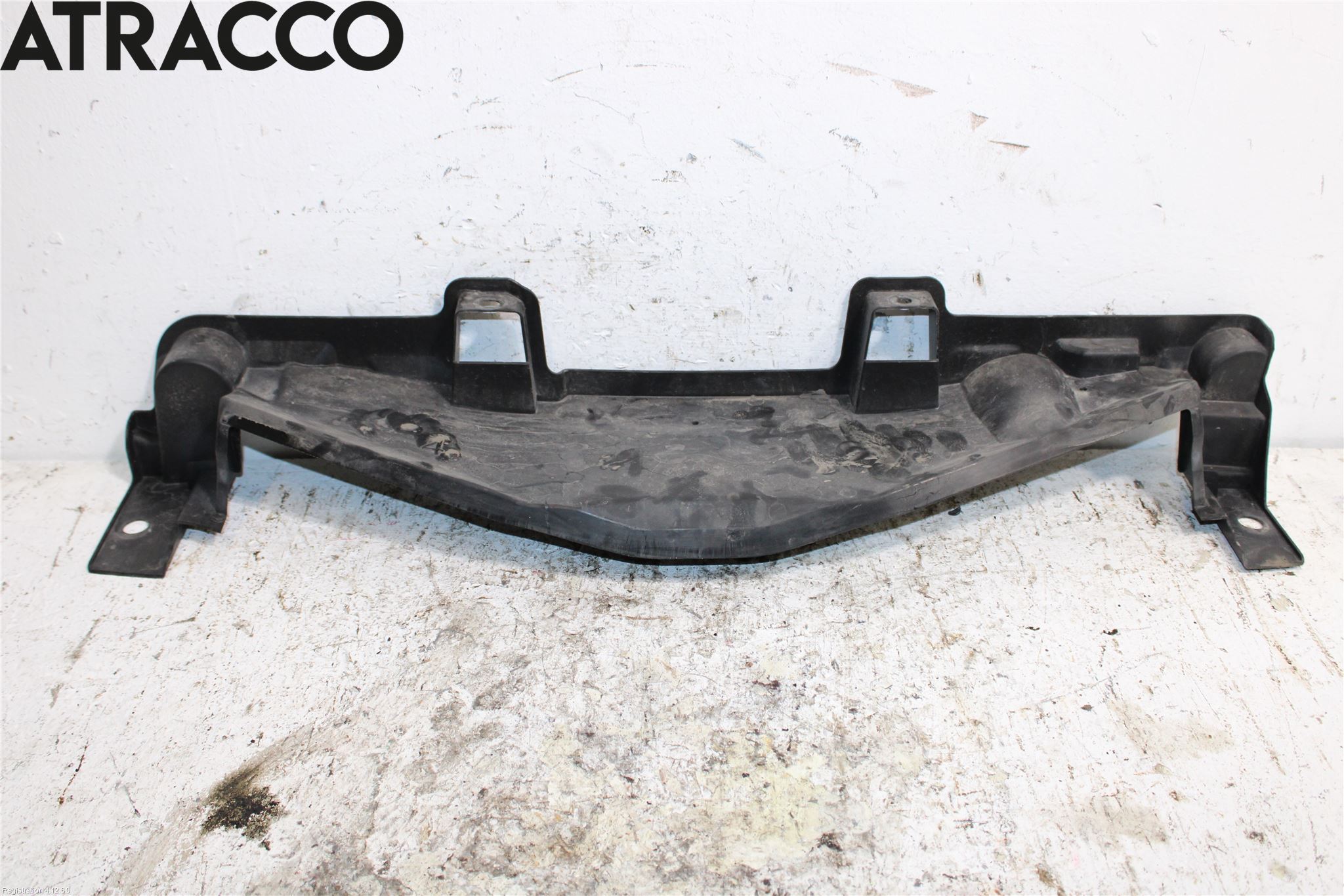 Toyota YARIS XP130 12-14 Deflektor Plåt-Plast Kylning