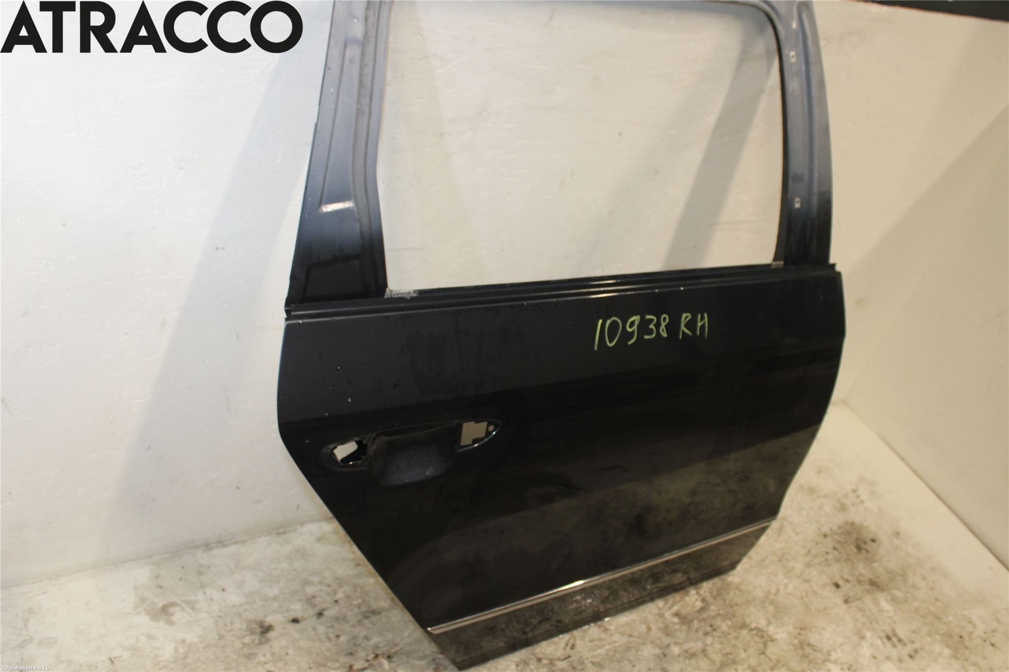 Volkswagen VW PASSAT 05-11 Dörr Bak Höger