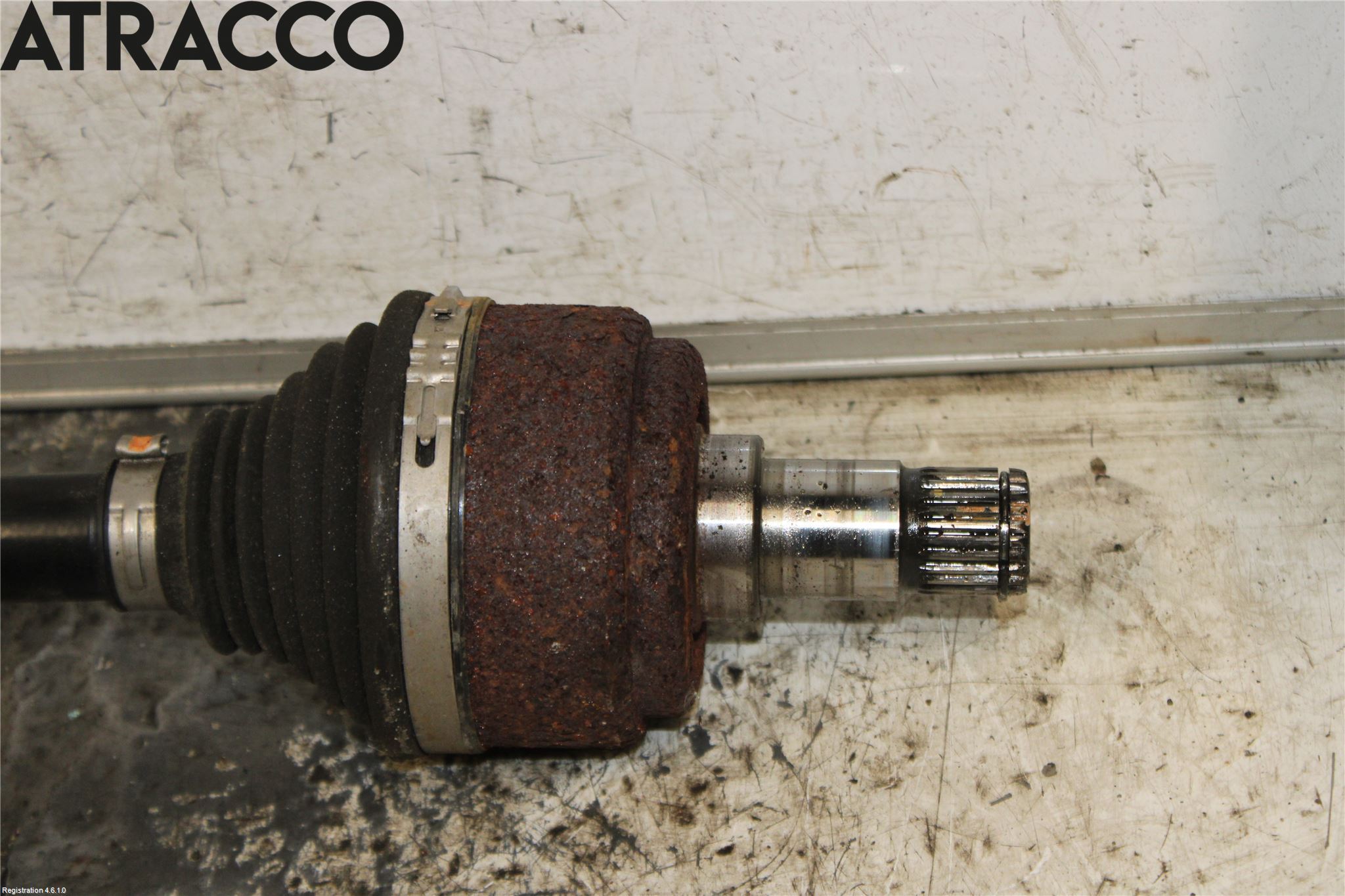 Volvo XC60 18- Drivaxel Fram Vänster