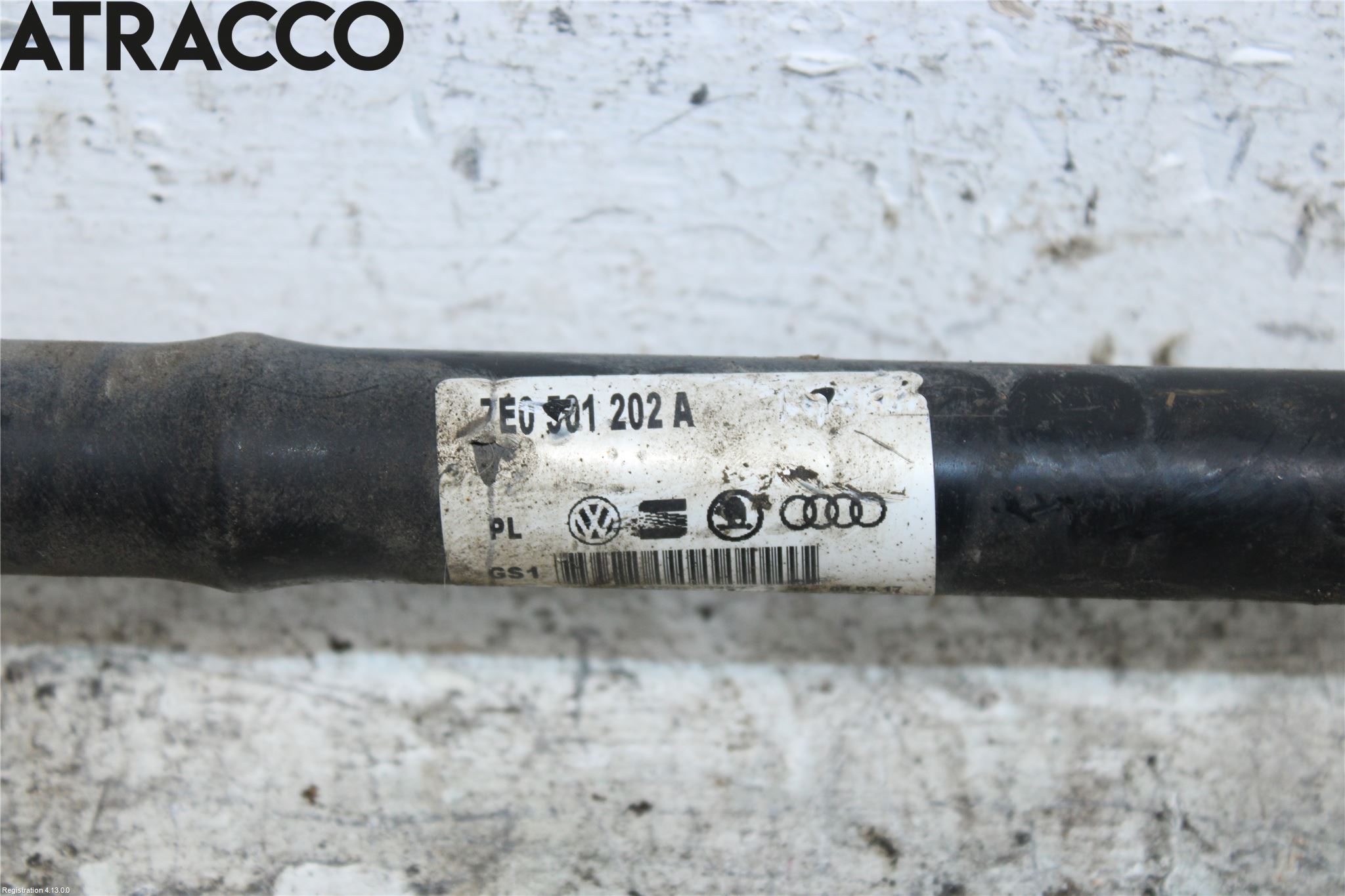 Volkswagen VW TRANSP/CARAVELLE (T6) 16-22 Drivaxel Bak Höger