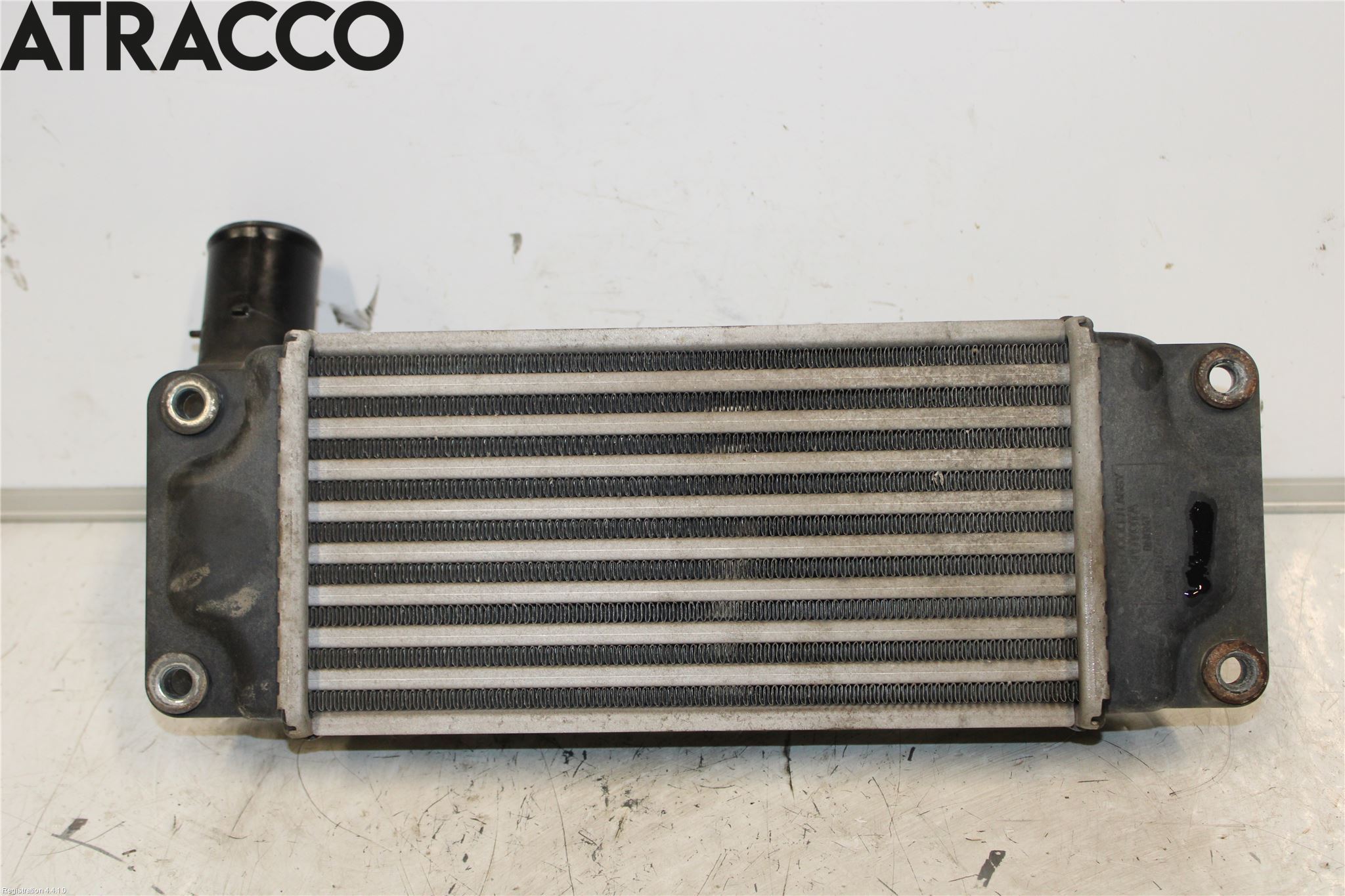 Toyota AURIS 10-12 Laddluft-Intercooler Kyl