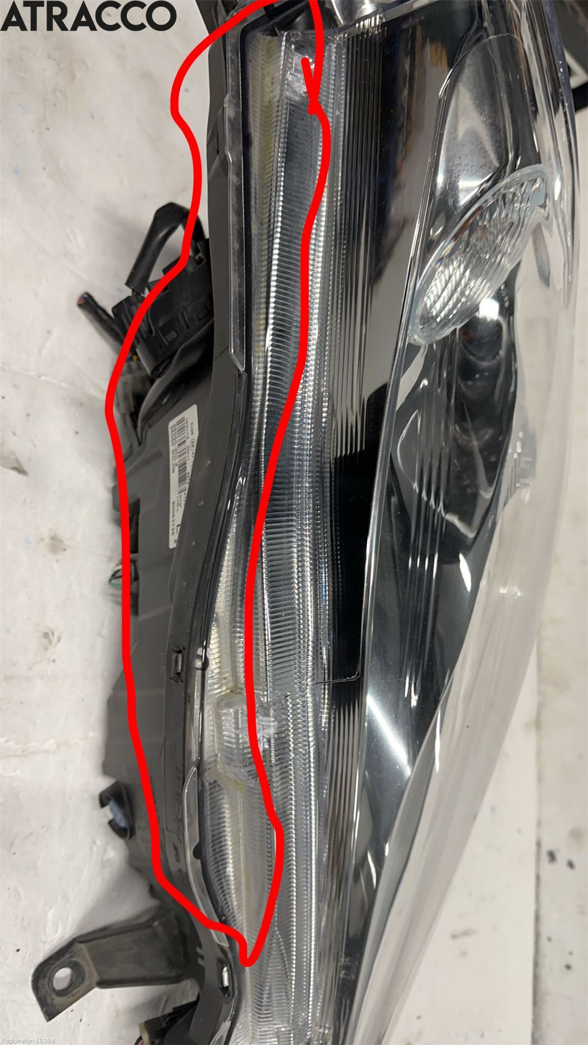 Nissan LEAF 11-17 Strålkastare Vänster