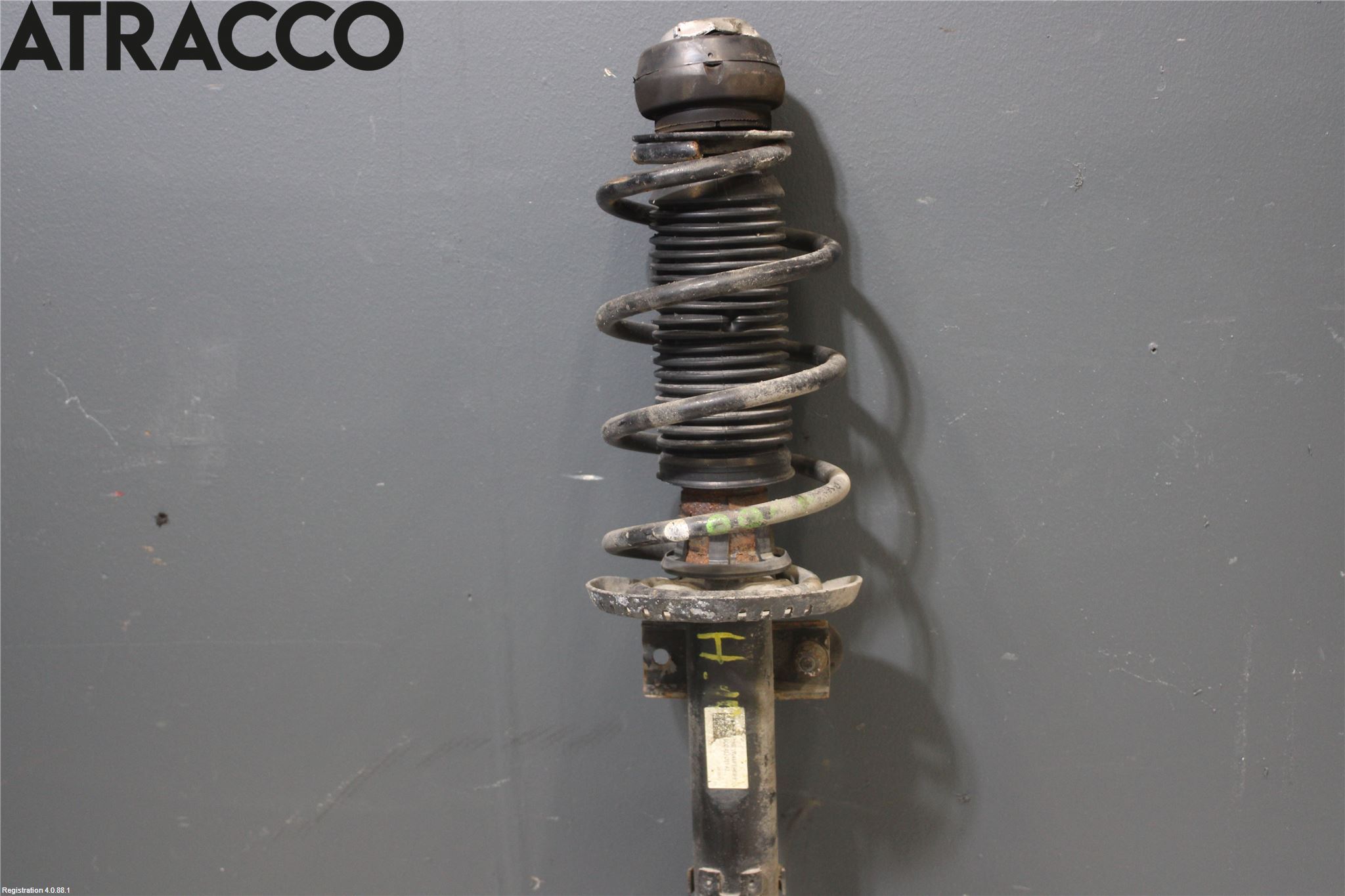 Volkswagen VW POLO 10-17 Fjäderben Fram Höger
