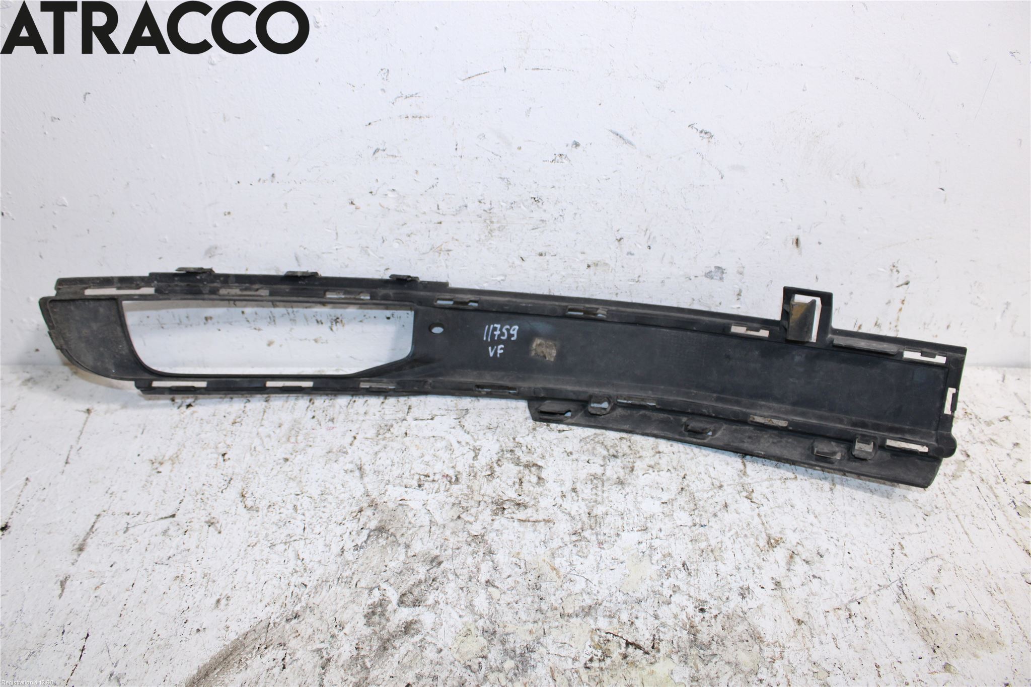 Volkswagen VW TRANSP/CARAVELLE (T6) 16-22 Grilldel Vänster